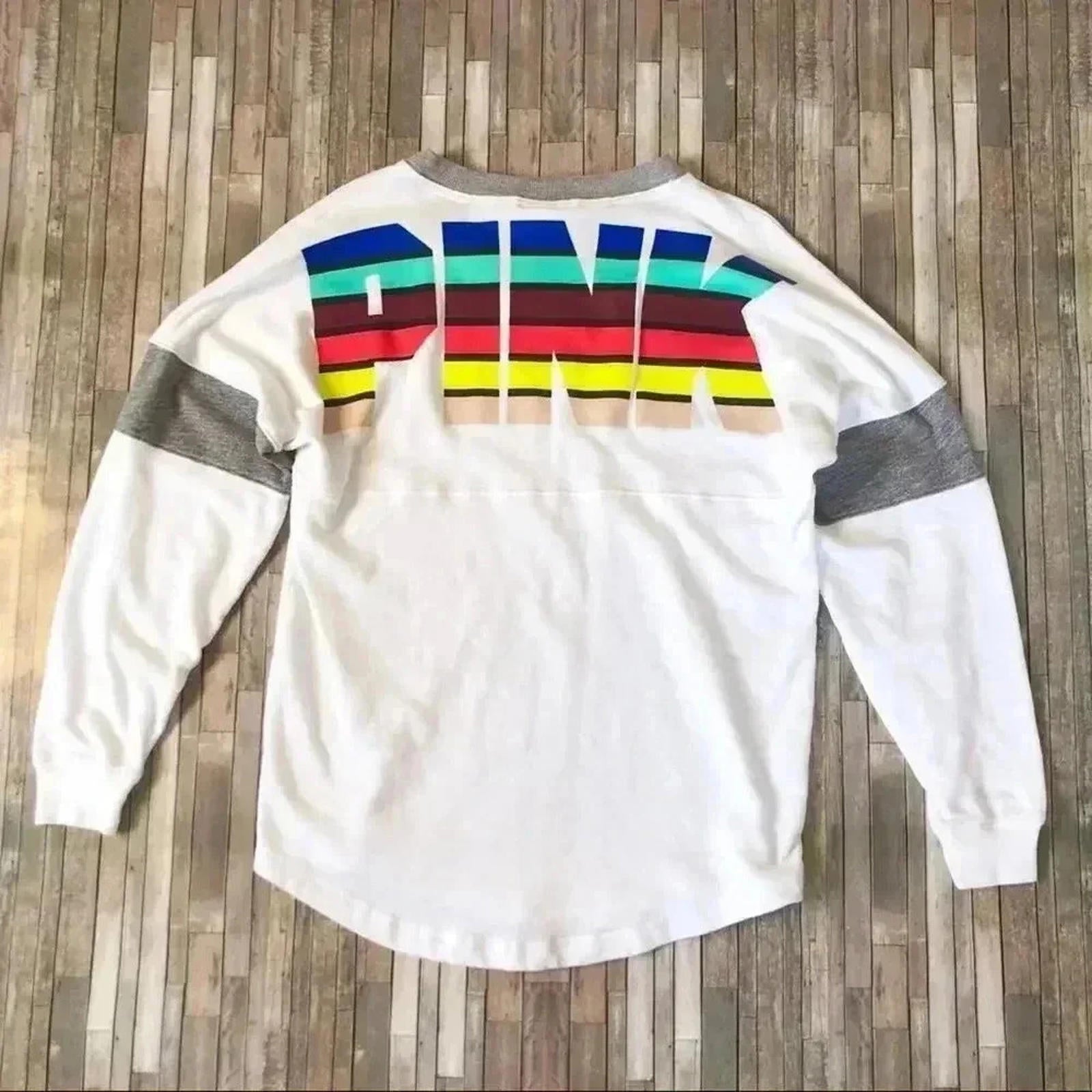 VS PINK Victoria's Secret White Grey Crewneck Pullover Sweatshirt Wome by Hot Girl Secondhand