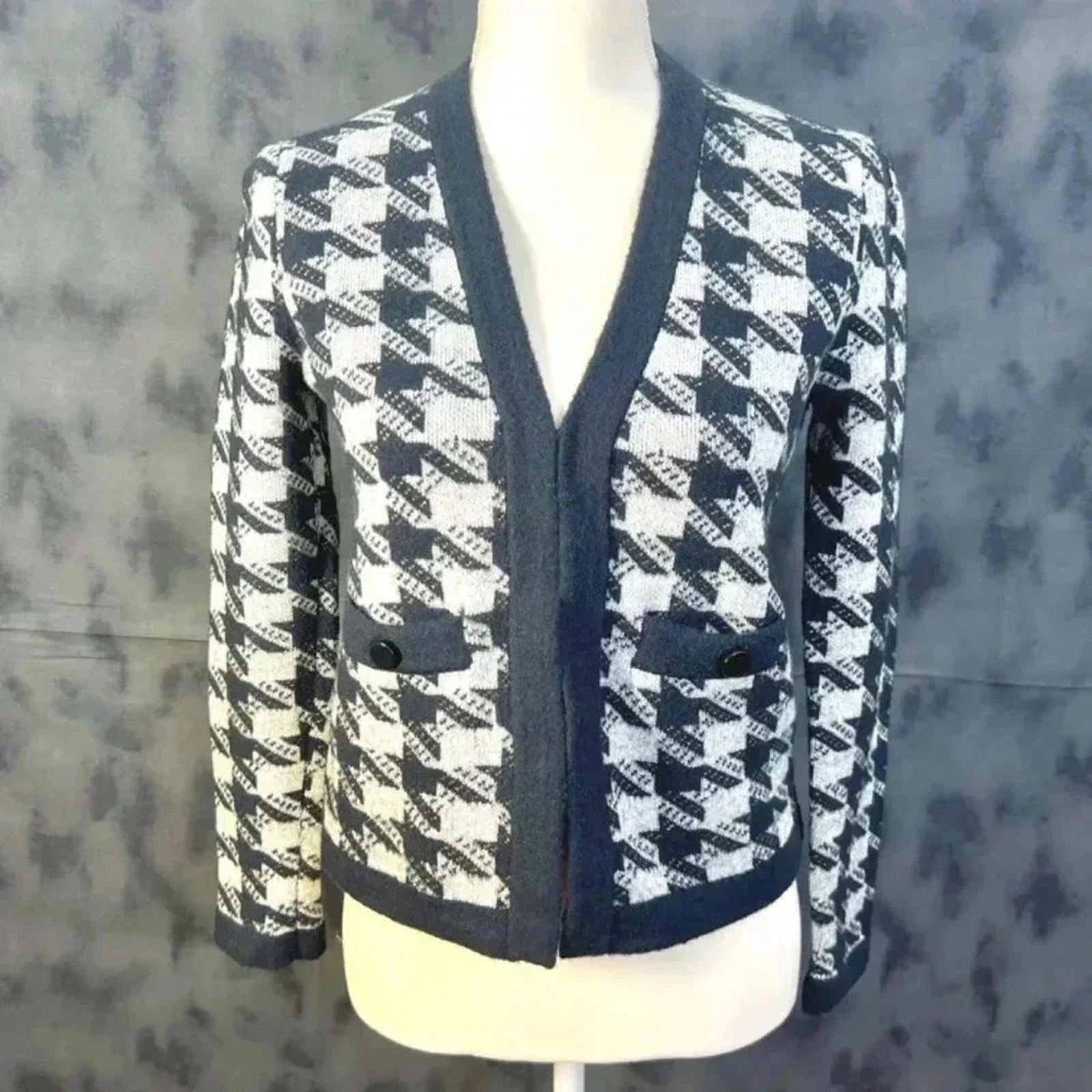 Ann Taylor Petite Houndstooth Black and White Cardigan Size XSP by Hot Girl Secondhand