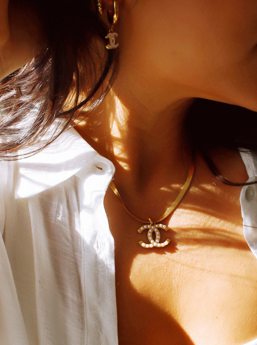 SIENNA PEARL NECKLACE by RAËLIV