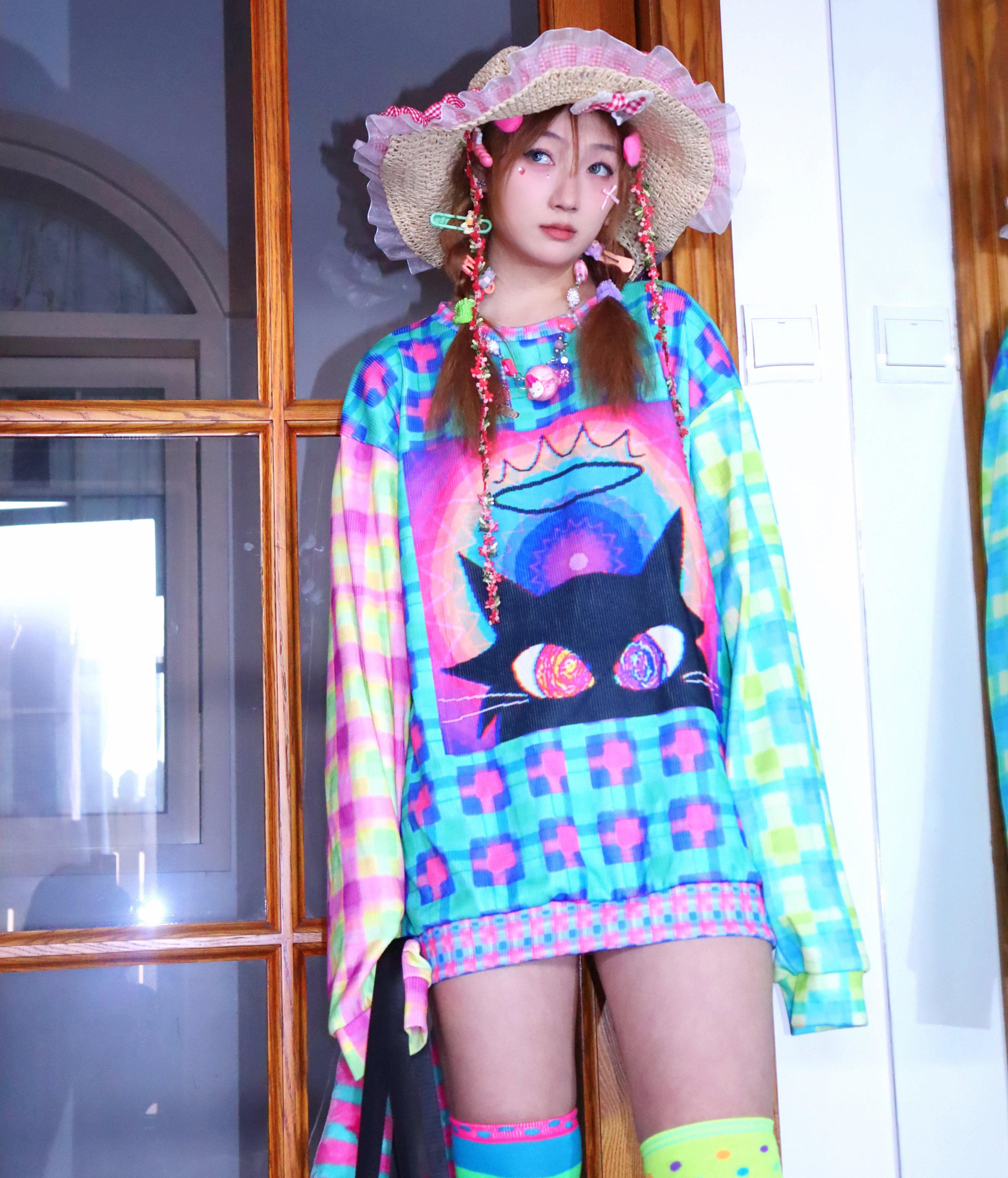 Y2K Magic Cat Plaid Hoodie - LEERROO by Land Decora