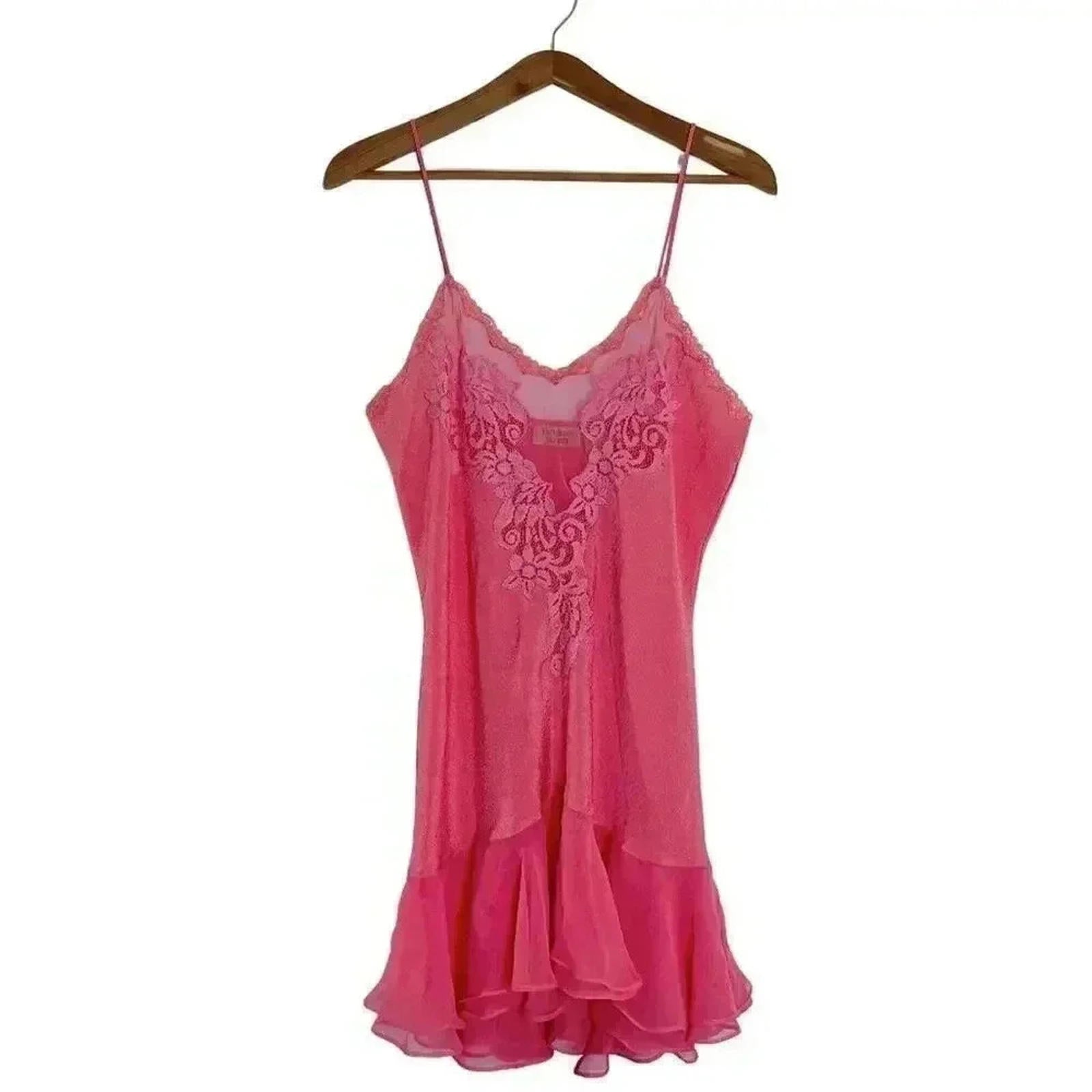Vintage 90s Victoria's Secret VS Gold Label Salmon Pink Slip Dress Lac by Hot Girl Secondhand