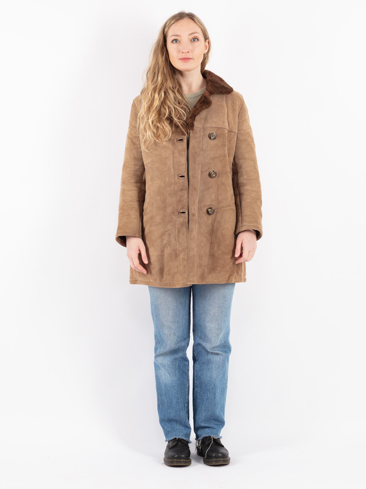 Vintage 70's Women Sheepskin Coat in Beige by Northern Grip