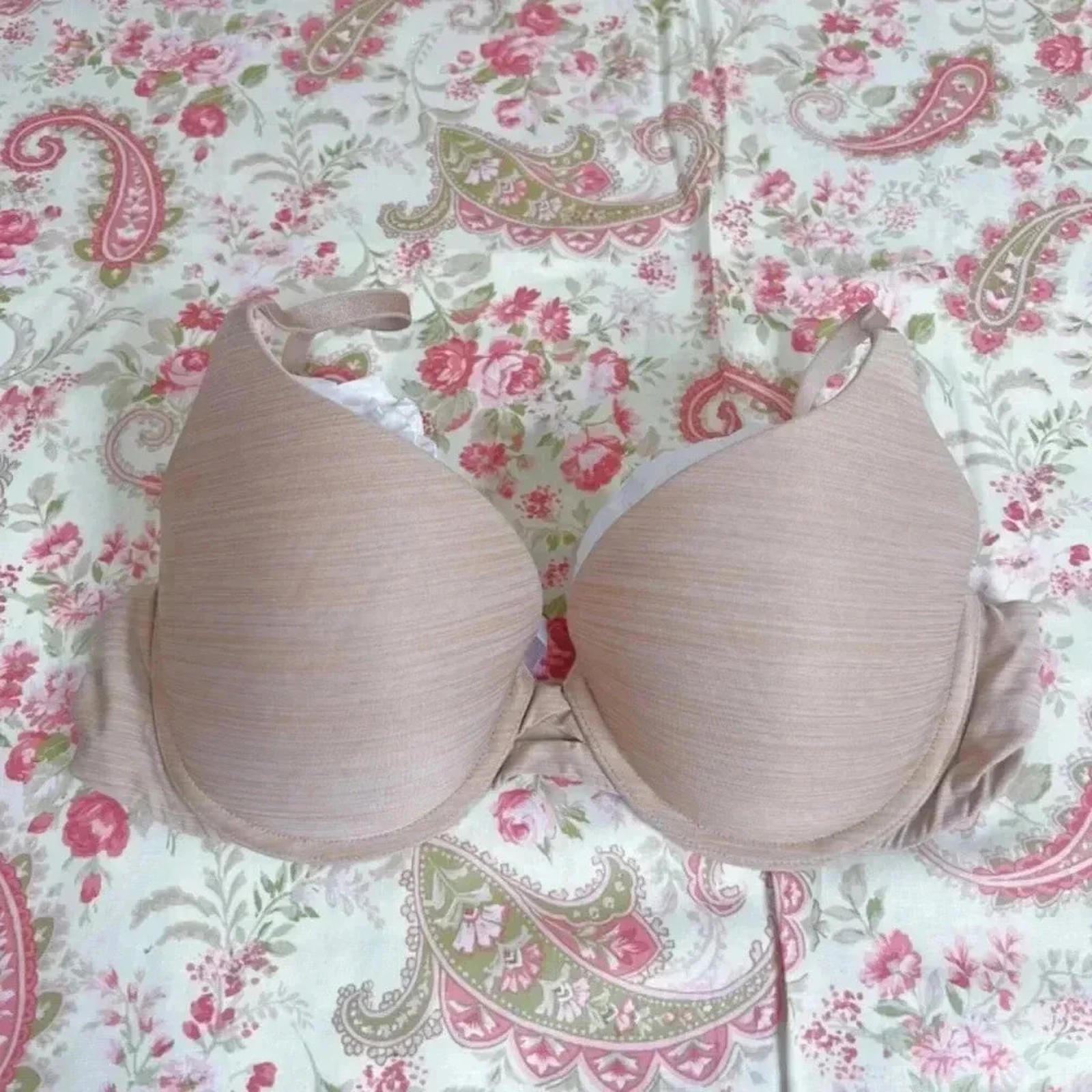 Victoria's Secret Nude Push Up Bra 34C by Hot Girl Secondhand
