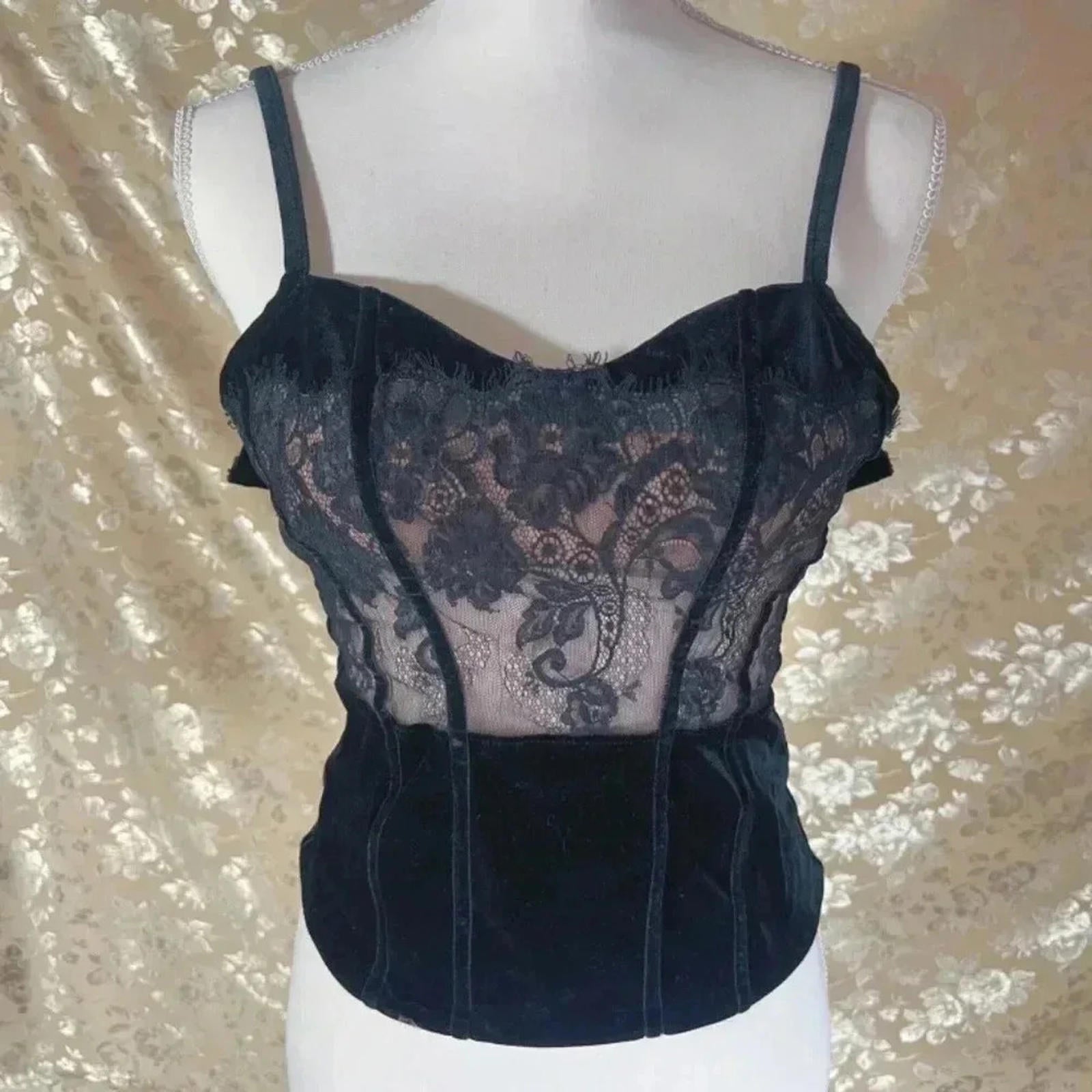 Victoria's Secret Very Sexy Black Velvet Lace Corset Top Size S by Hot Girl Secondhand