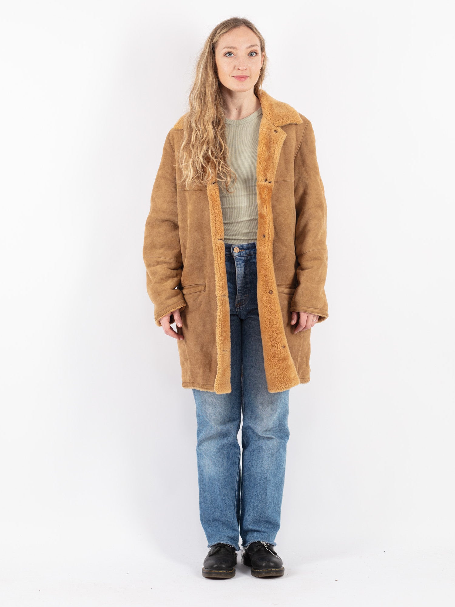 Vintage 90's Women Sheepskin Coat in Beige by Northern Grip