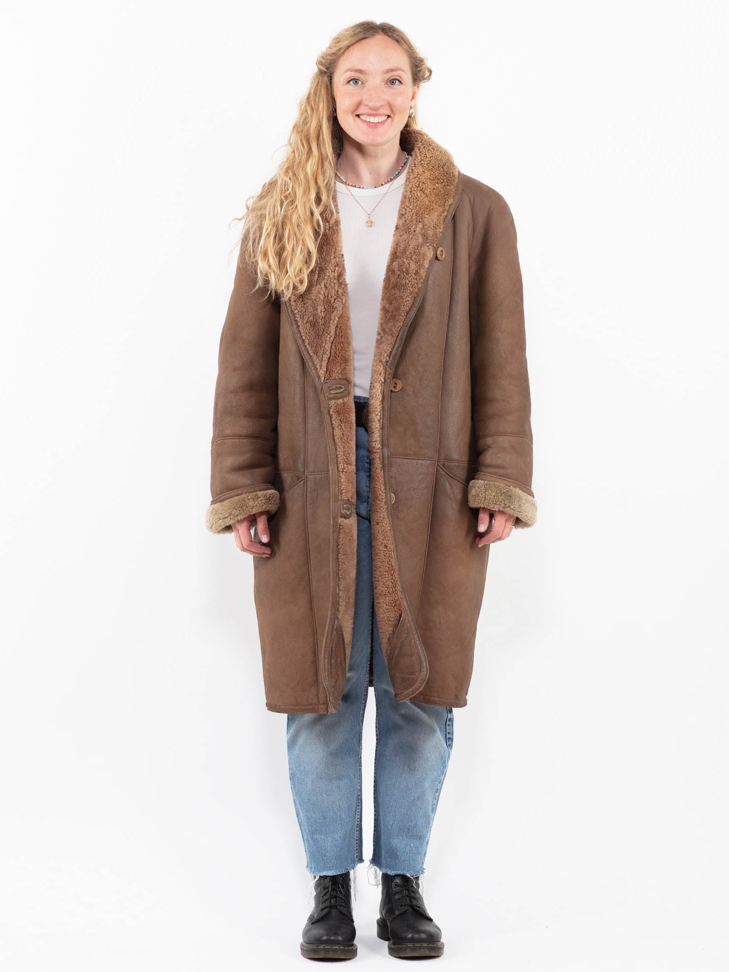 Vintage 80's Women Oversized Sheepskin Coat in Brown by Northern Grip