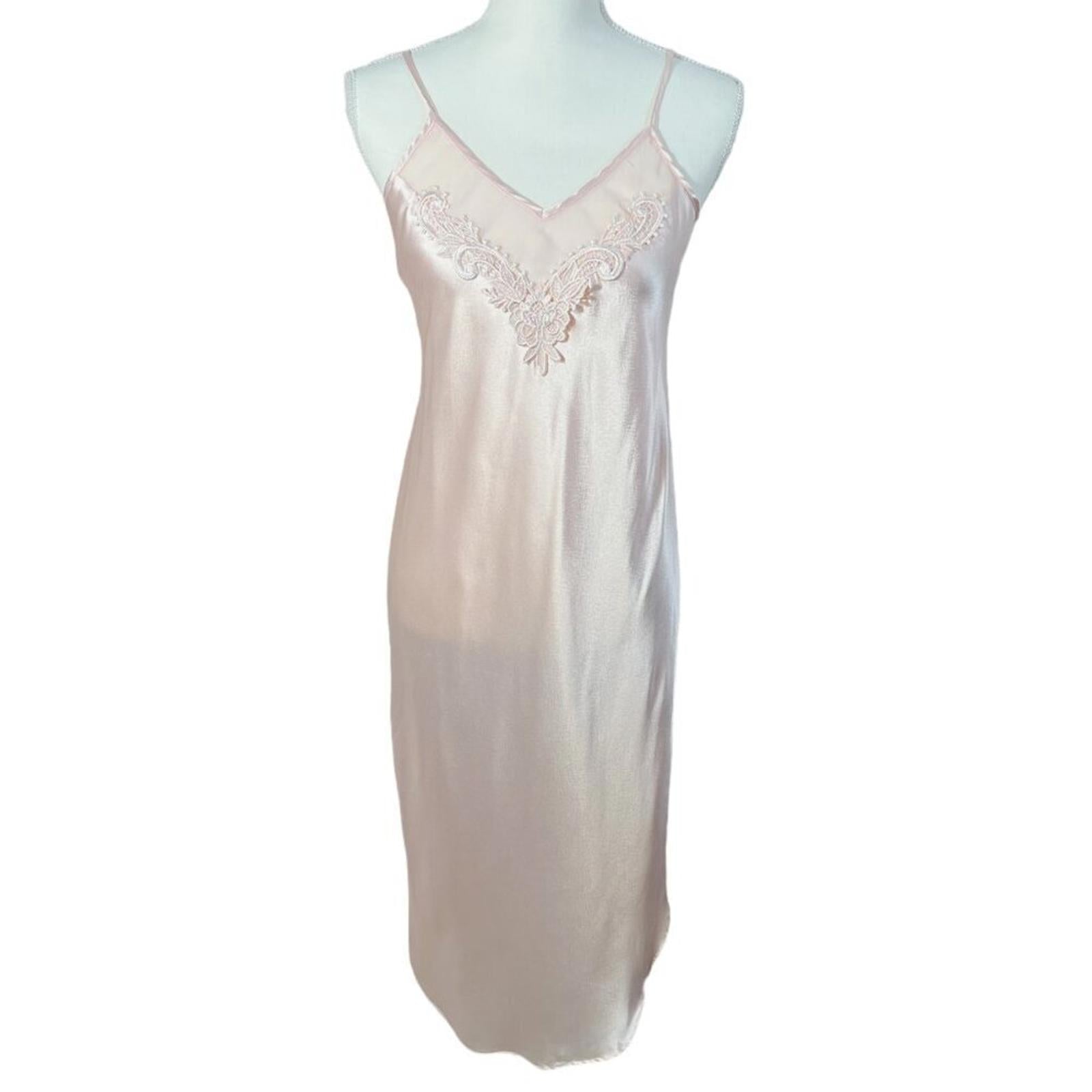 Vintage Intimo Amore Light Pink Ballerina Pink Satin Slip Lace Size XS by Hot Girl Secondhand