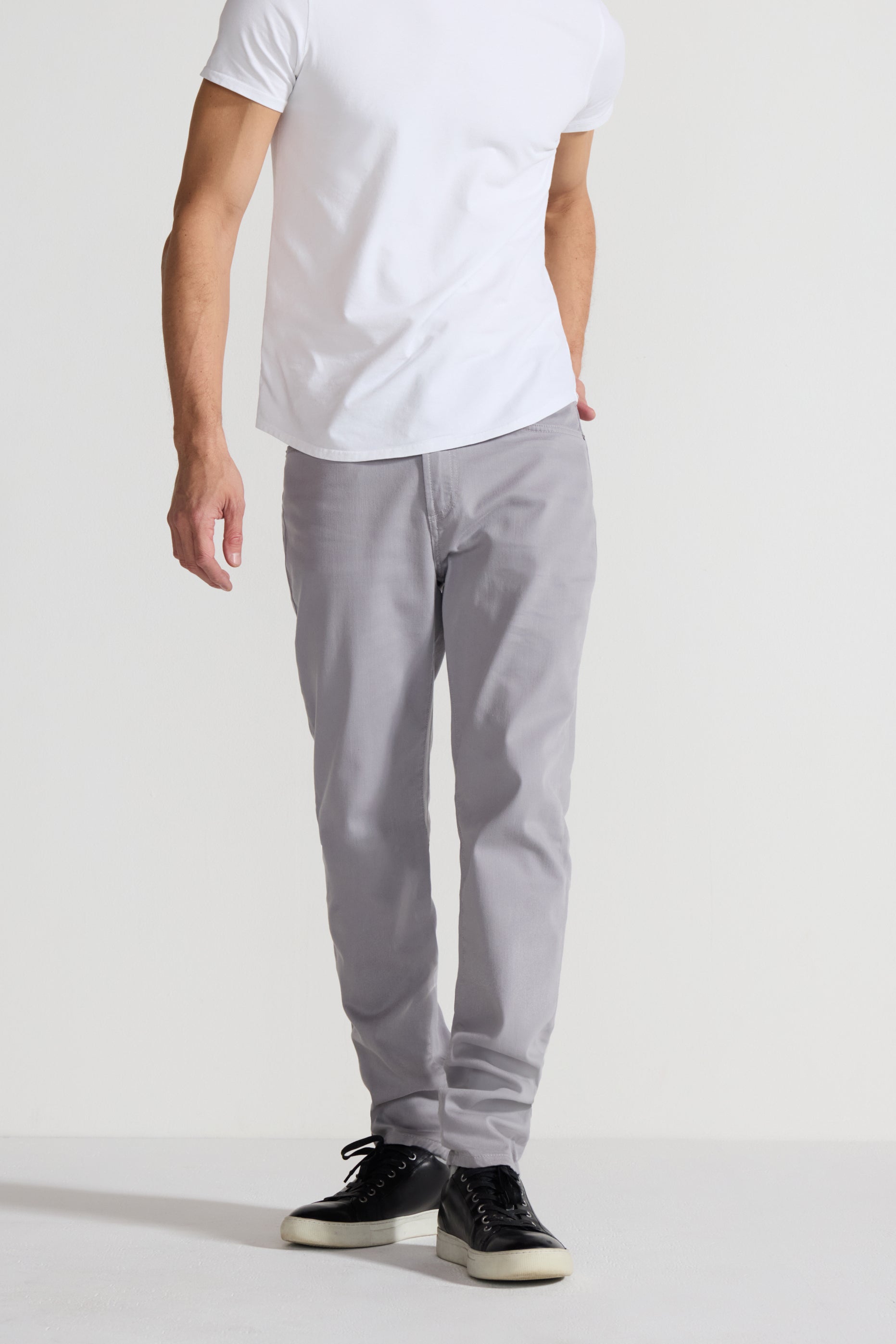 Brando Parisian Luxe Light Grey Stretch Slim Jean by MONFRERE