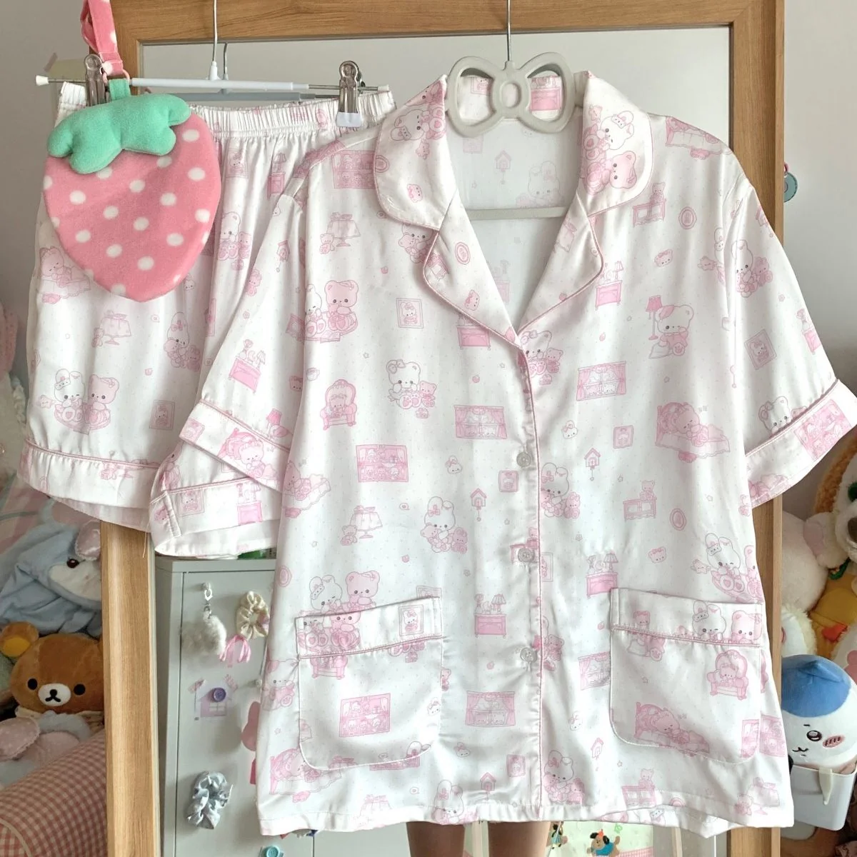 Japanese Sweet Summer Pajama Set - Blurred Bear by Land Decora