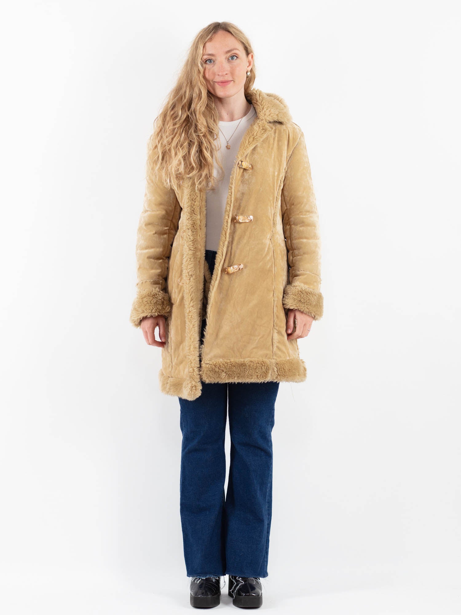 Vintage 90's Women Faux Sheepskin Coat in Beige by Northern Grip