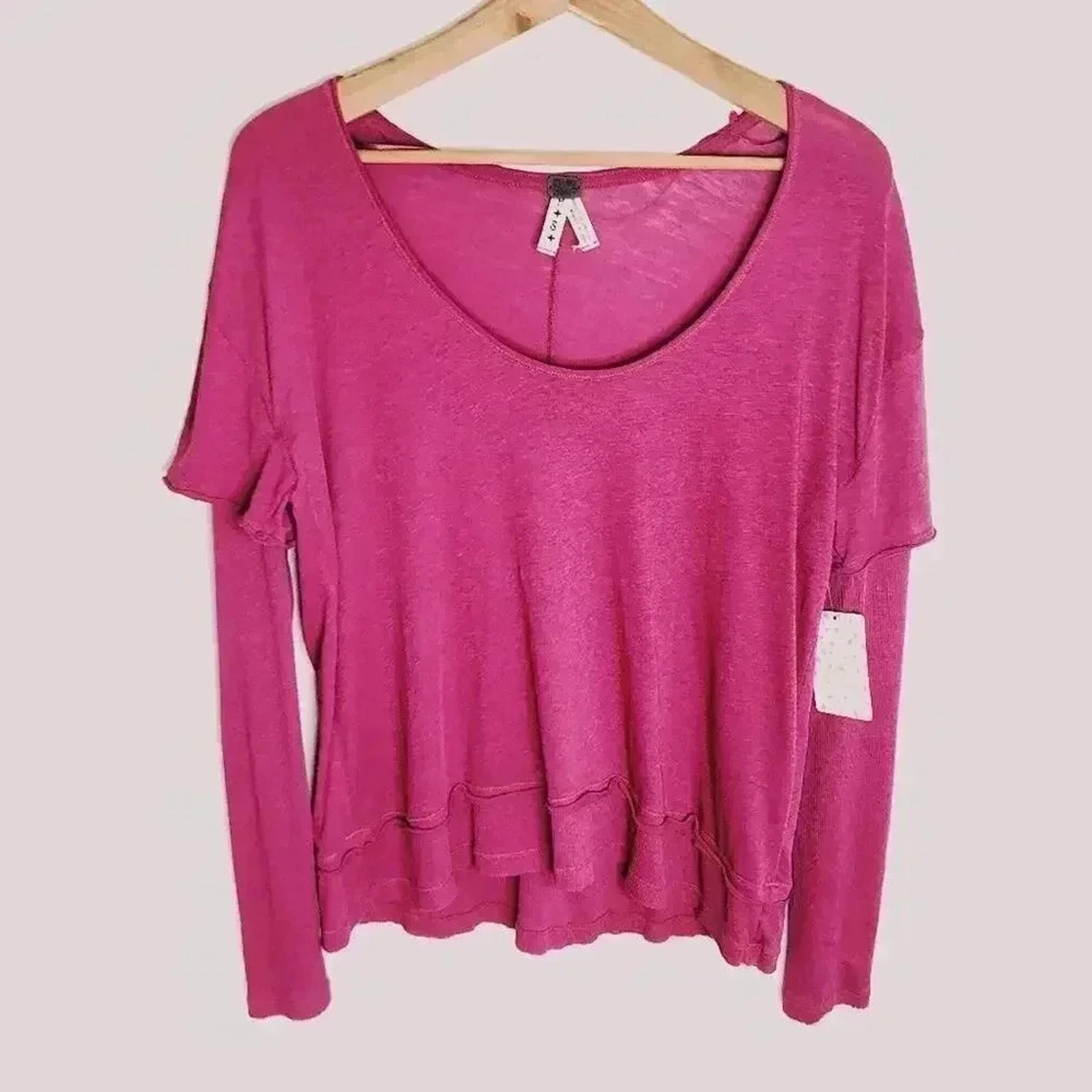 NWT Free People We the Free Long Sleeved Pink Fuscia Top Women's Size by Hot Girl Secondhand