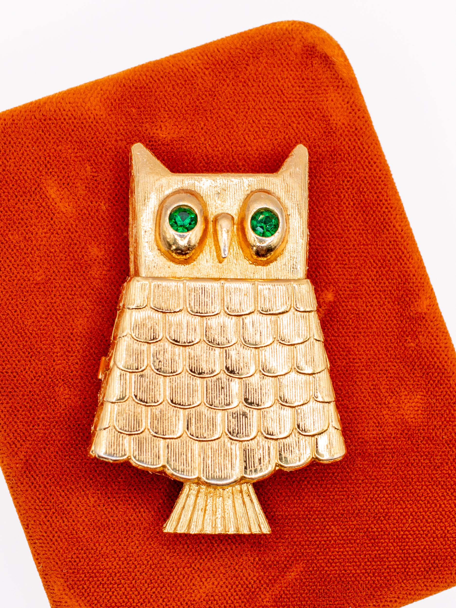 Vintage 70's Avon Owl Locket Brooch in Gold by Northern Grip