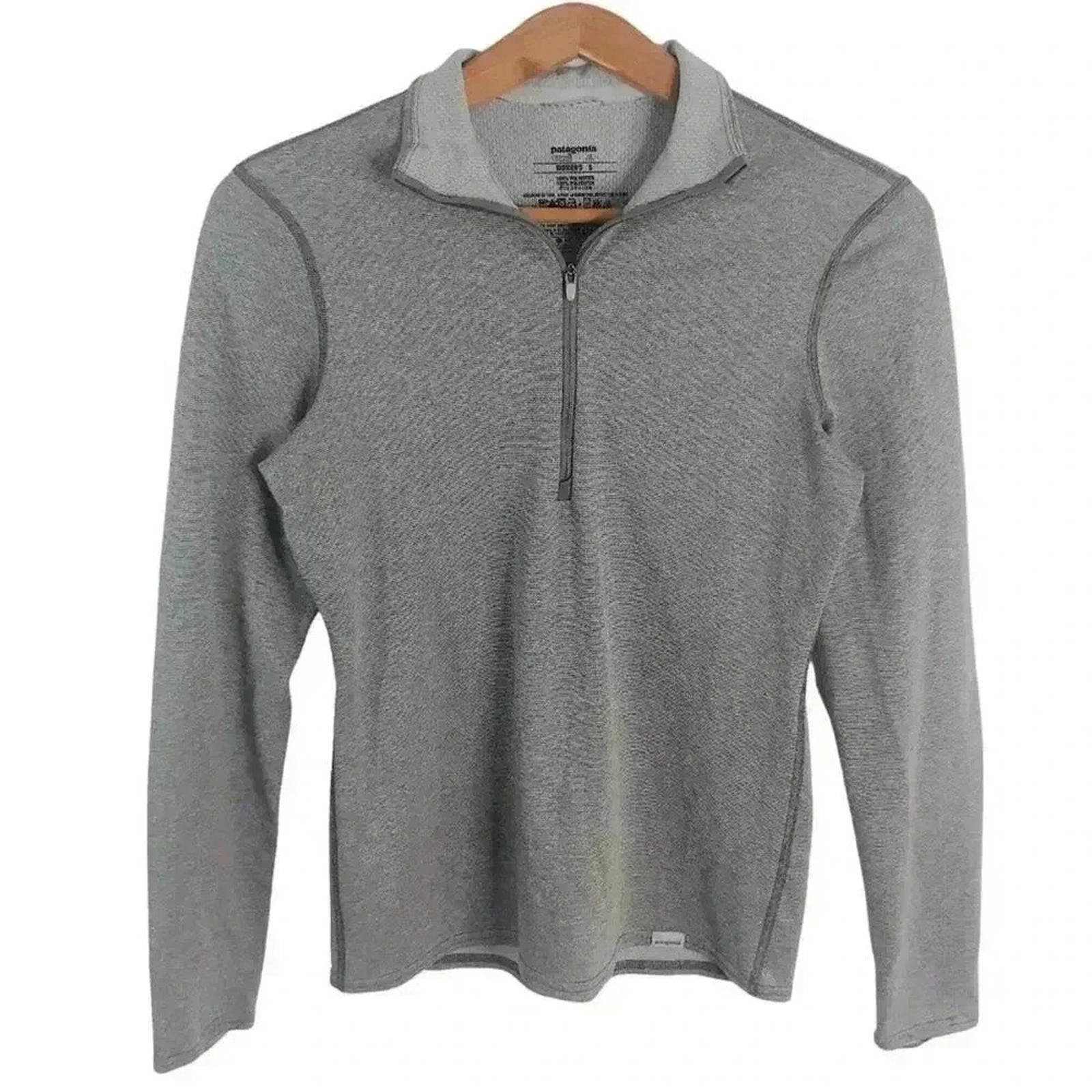 Patagonia Grey Heathered Quarter Zip Base Layer Women's Size S by Hot Girl Secondhand