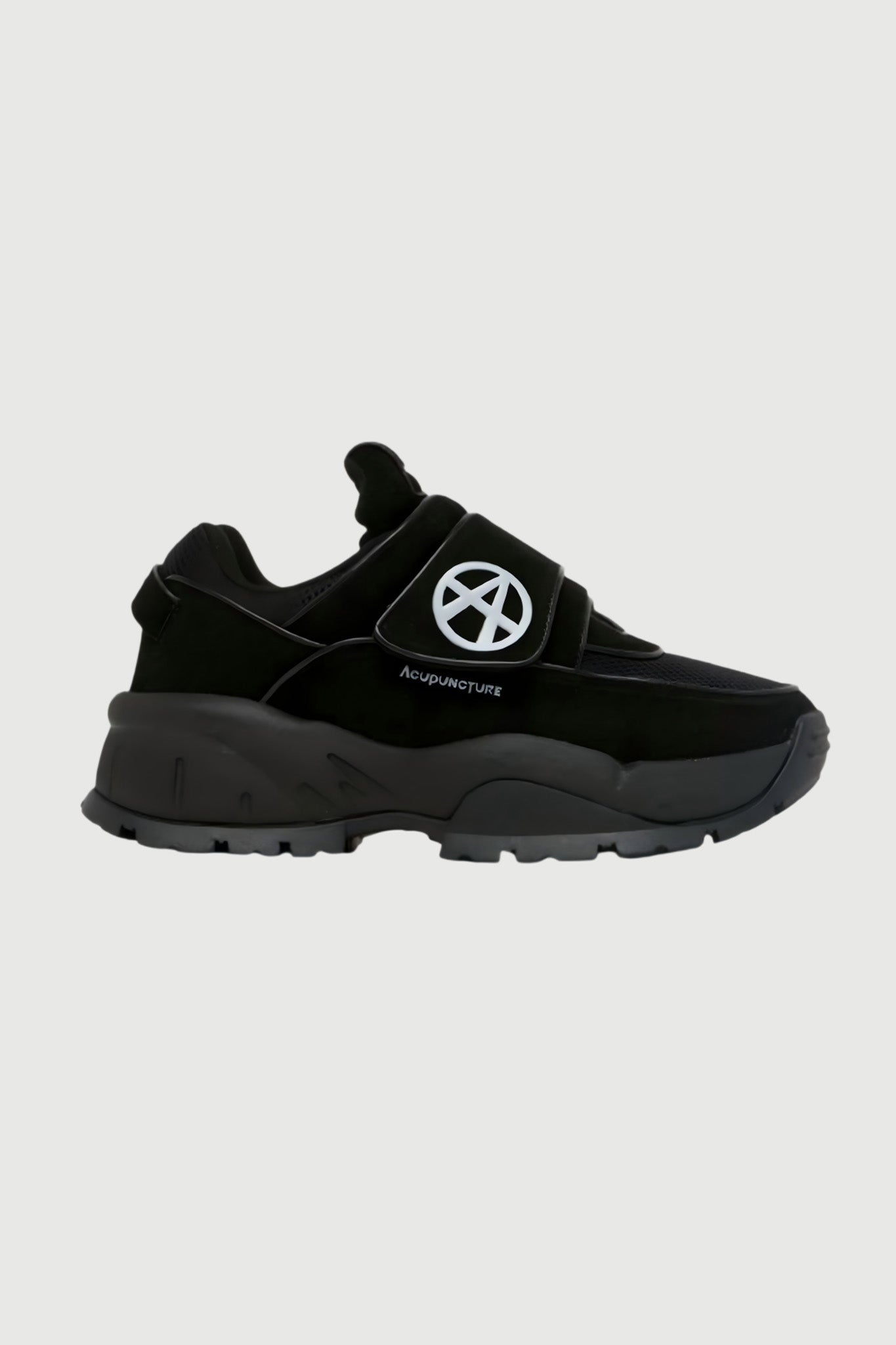 BEEFER SUEDE TRIPLE BLACK by Acupuncture1993