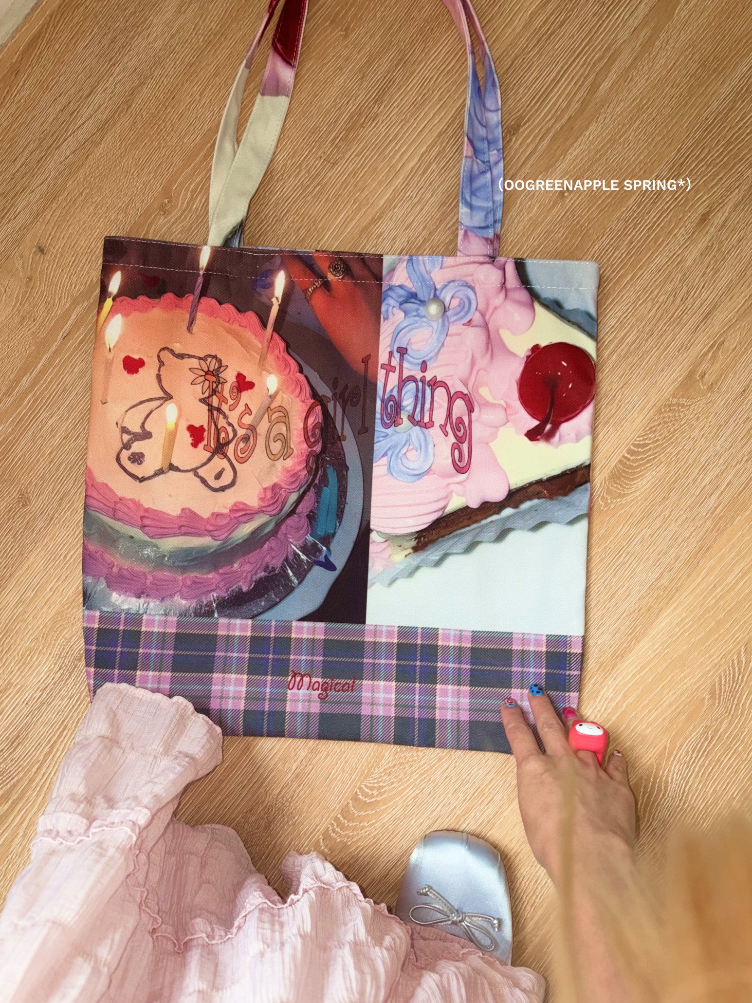 Graffiti Bear Canvas Shoulder Bag - Oogreenapple by Land Decora