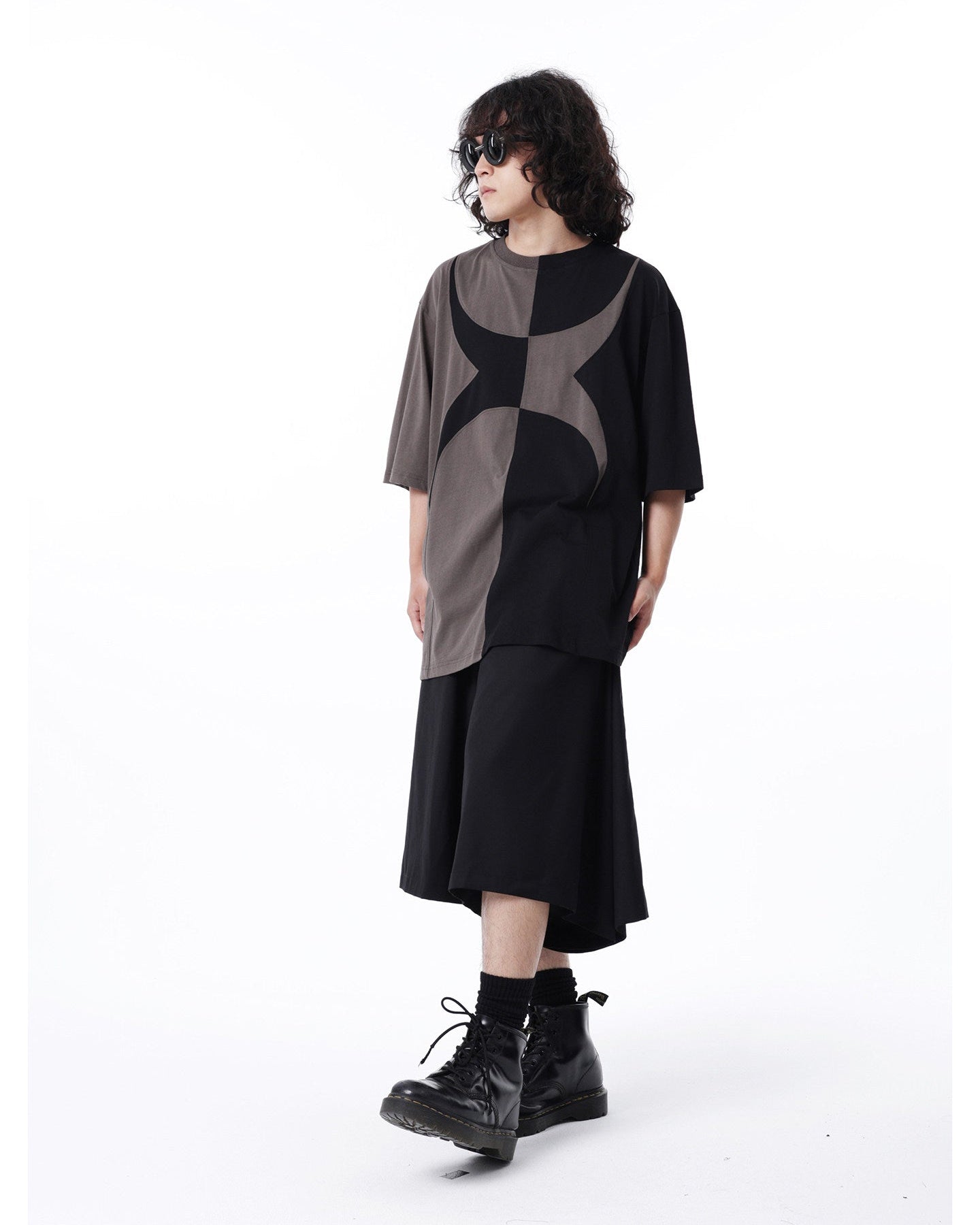 Color Block Spliced Short Sleeve Tee by OFFCULTURE