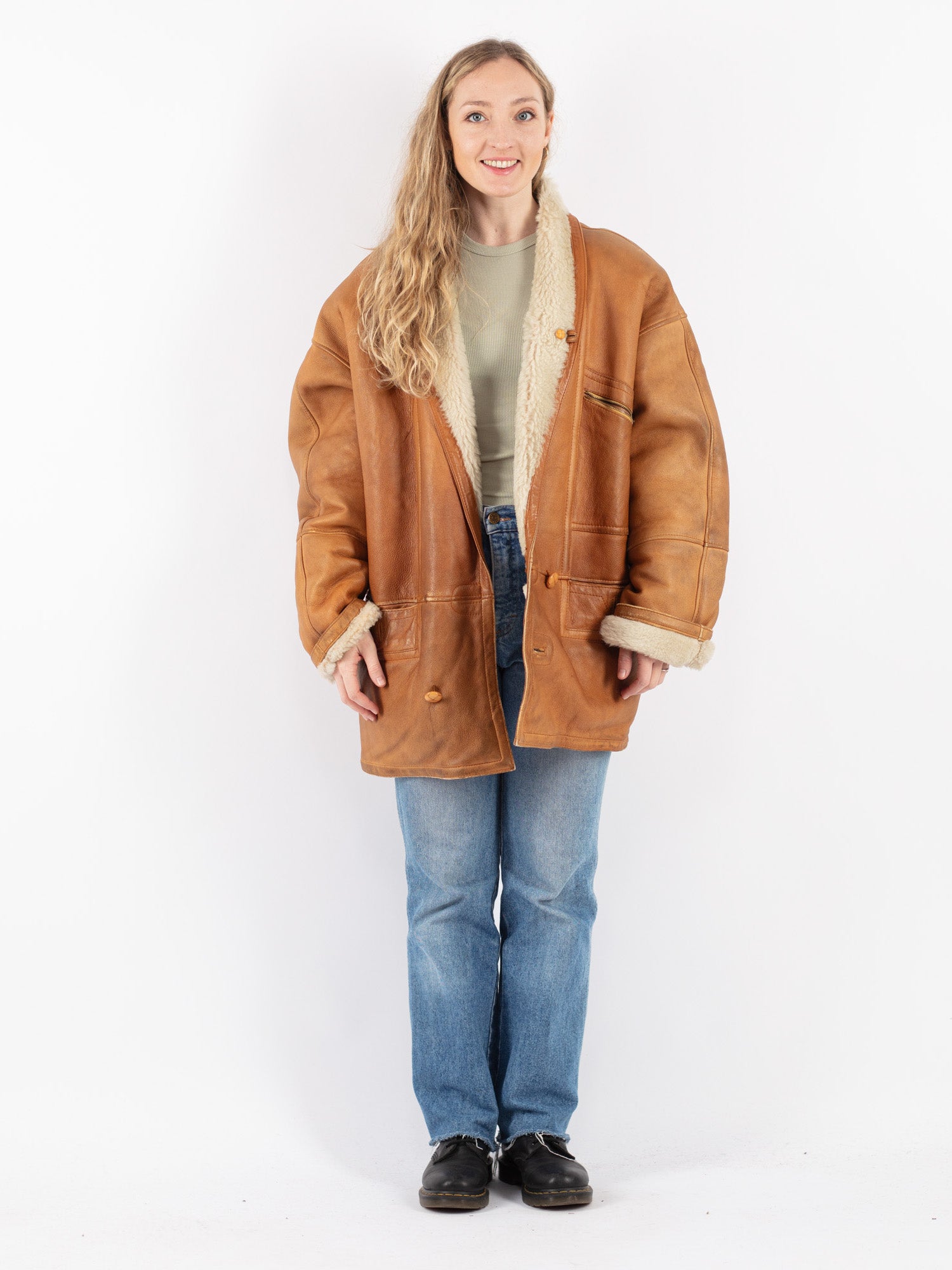 Vintage 80's Women Oversized Sheepskin Coat in Brown by Northern Grip