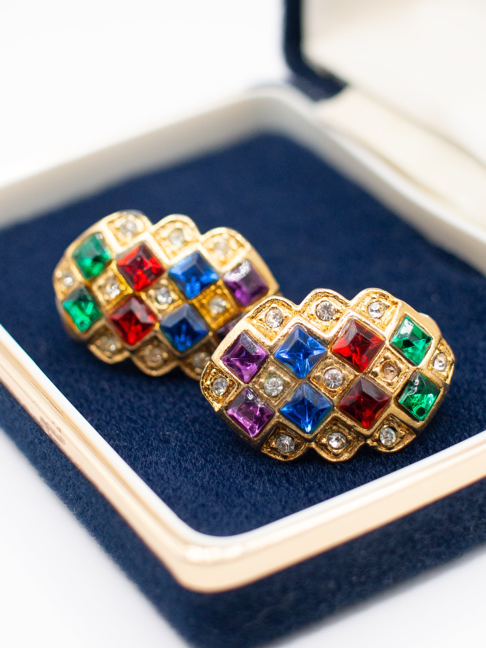 Vintage 80's Bold Clip-on Earrings by Northern Grip