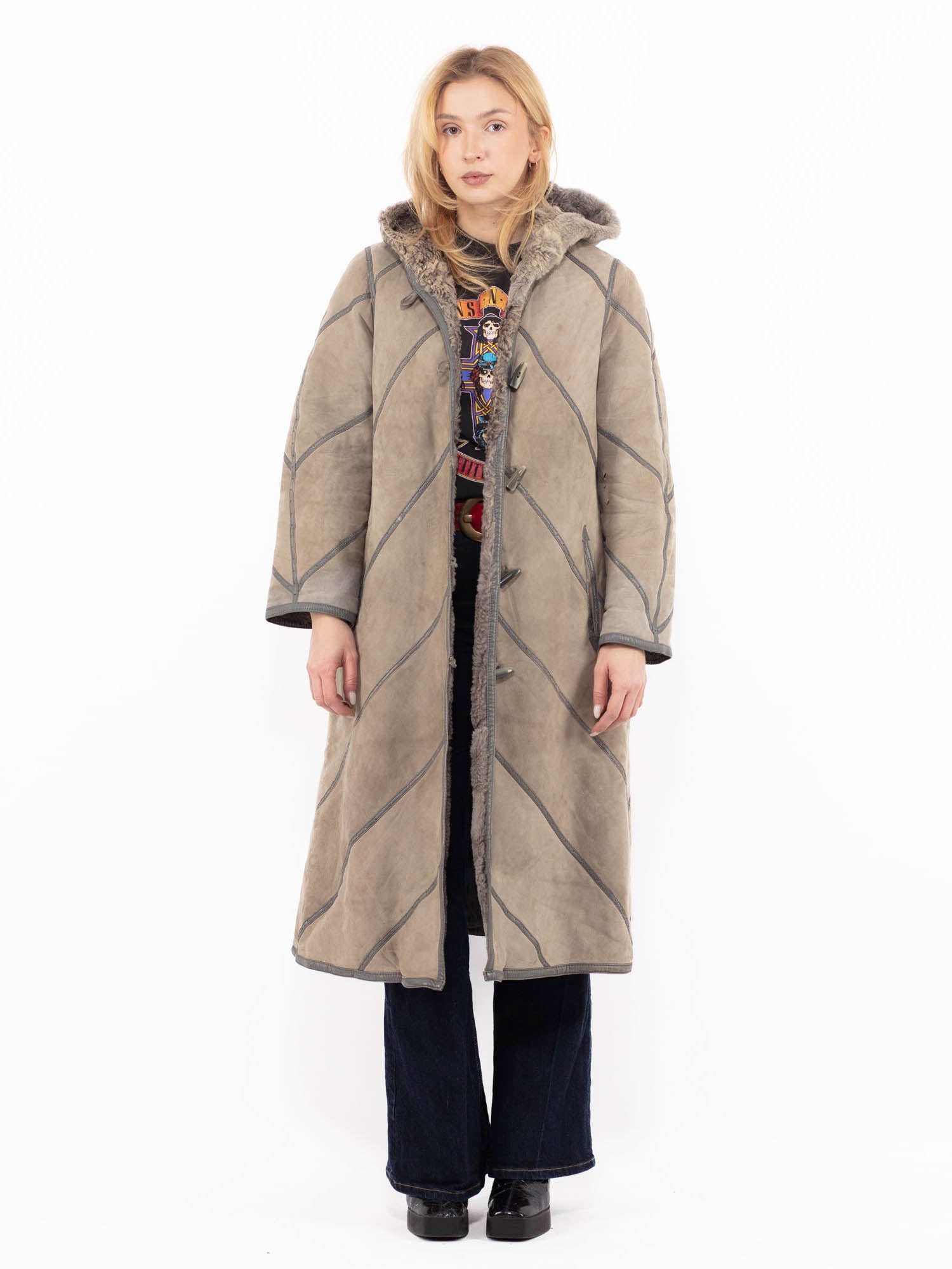 Vintage 70's Women Sheepskin Coat in Beige by Northern Grip