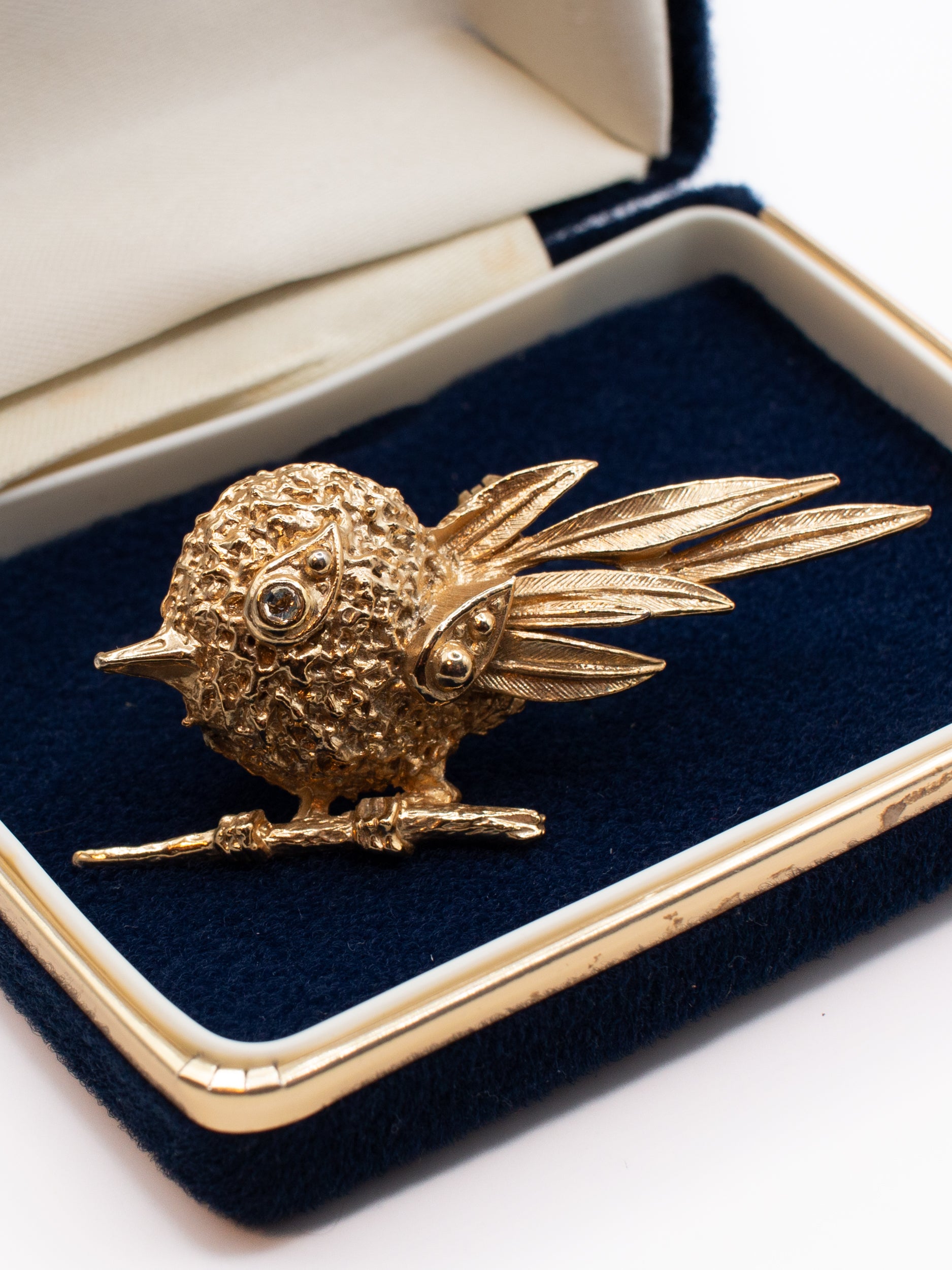 Vintage 70's Sculptural Bird Brooch in Gold by Northern Grip