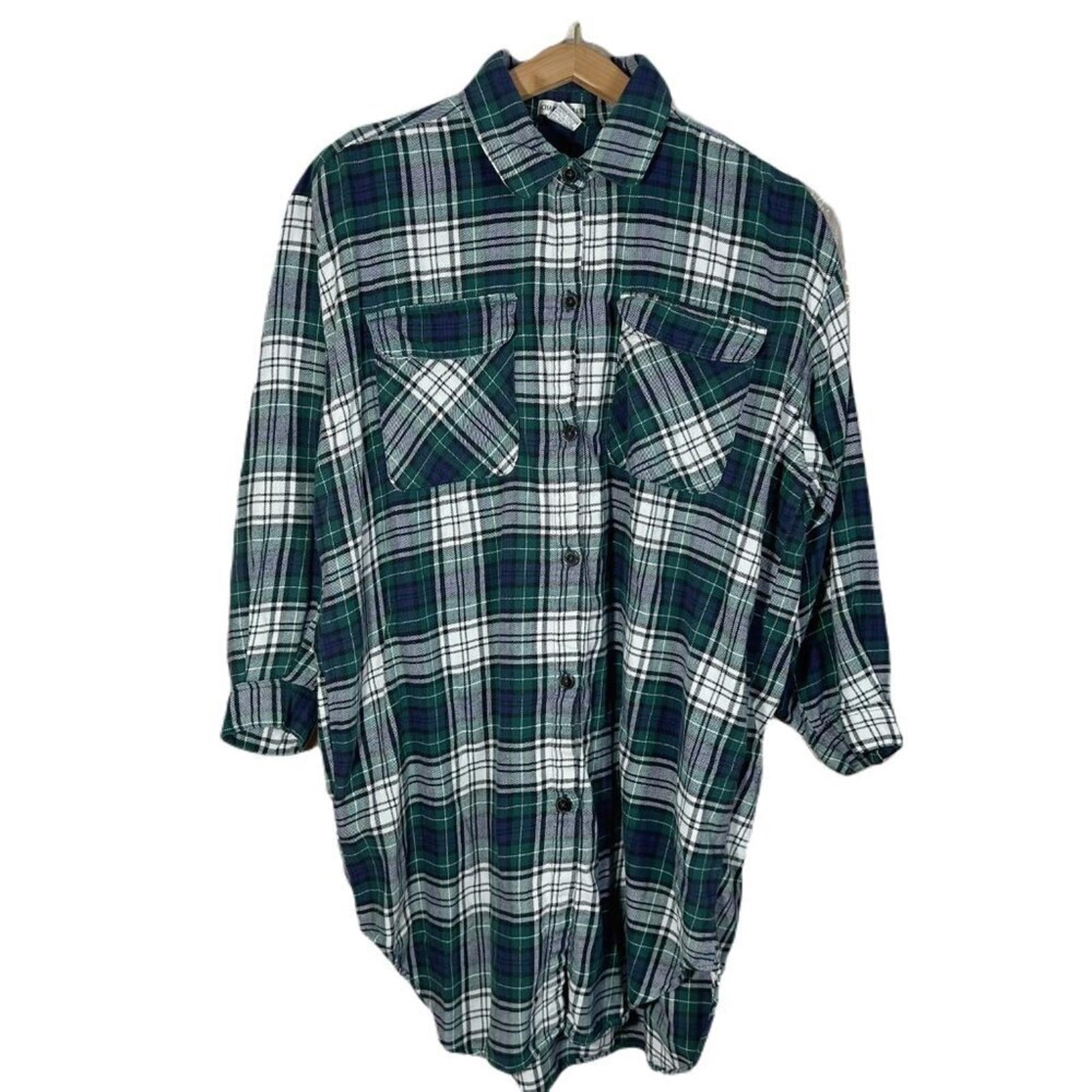 Vintage Charter Club Green Blue White Plaid Flannel Size L by Hot Girl Secondhand