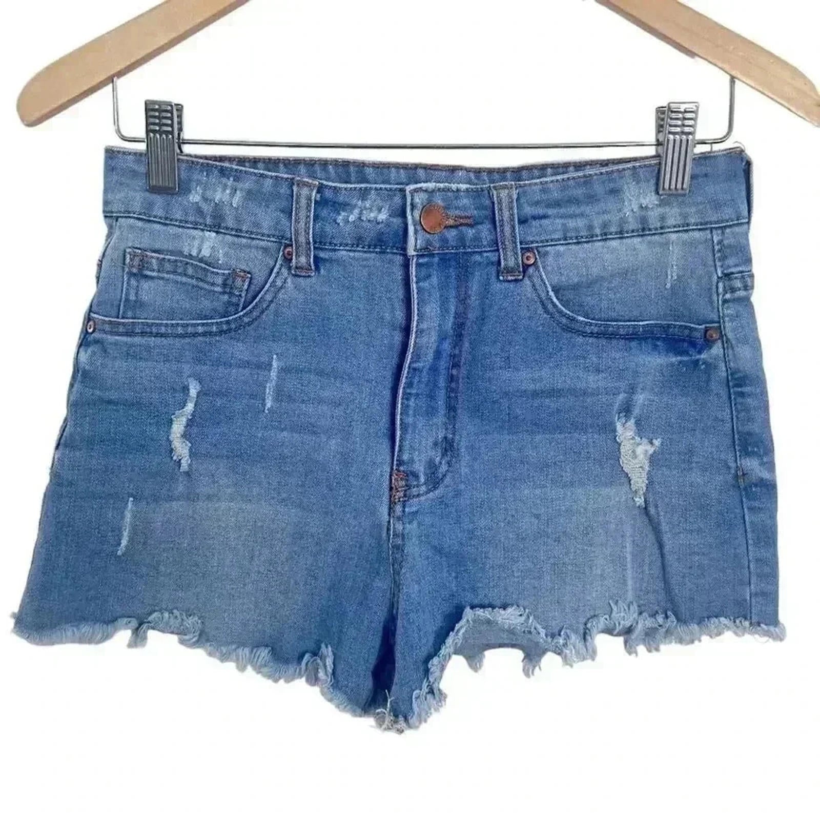 Forever 21 Distressed Denim Shorts Mid Rise Light Wash Women's Size 27 by Hot Girl Secondhand