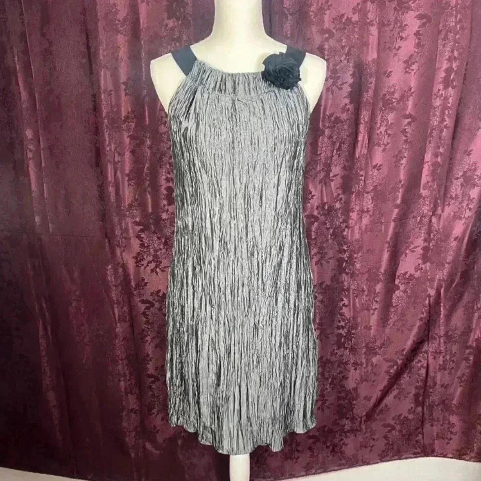 Vintage Silver Satin Crepe Shift Dress With Flower Metallic Women's Si by Hot Girl Secondhand