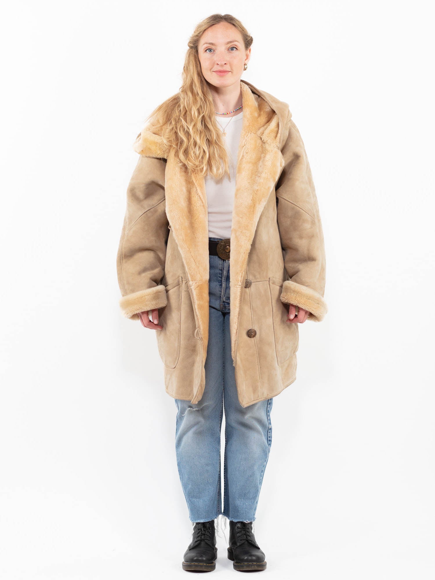 Vintage 90's Women Sheepskin Coat in Beige by Northern Grip