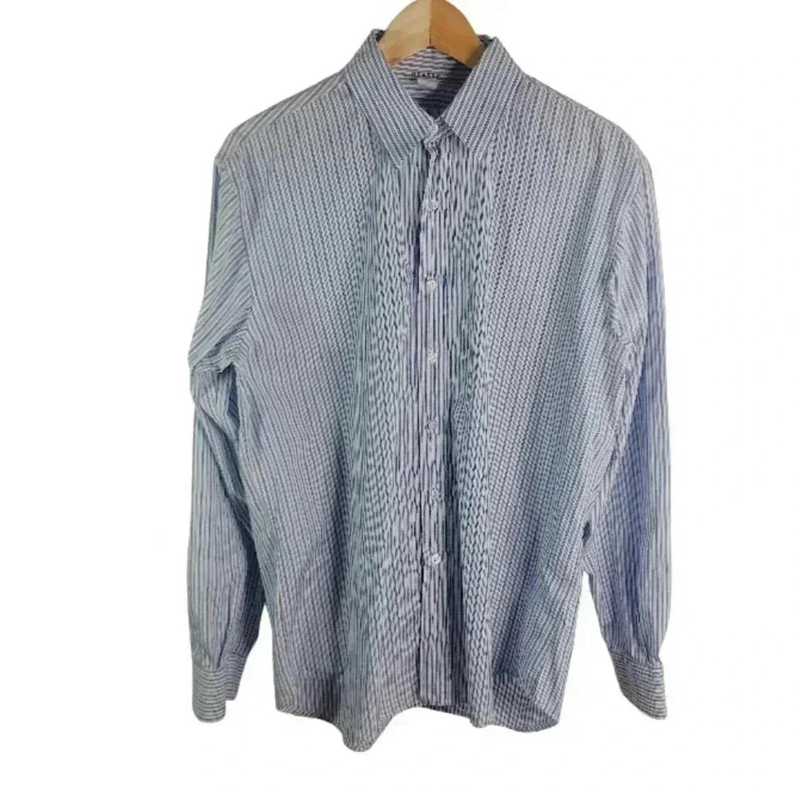 Barney's New York Co-Op Men's Blue Striped Long Sleeved Button Up Size by Hot Girl Secondhand