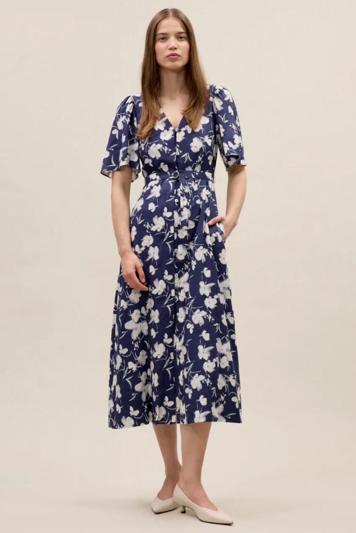 Bea Linen Maxi Dress by Sierra Deene