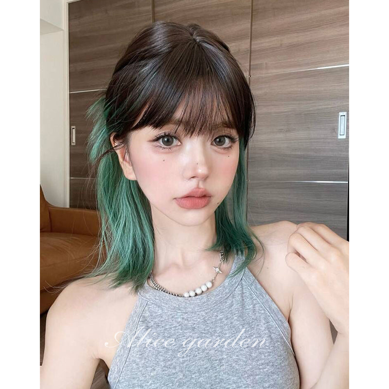Alice Garden Harajuku Style Short Bobo Wig – Green Ear-Tucked Highlights for Cute Lolita Look by Land Decora