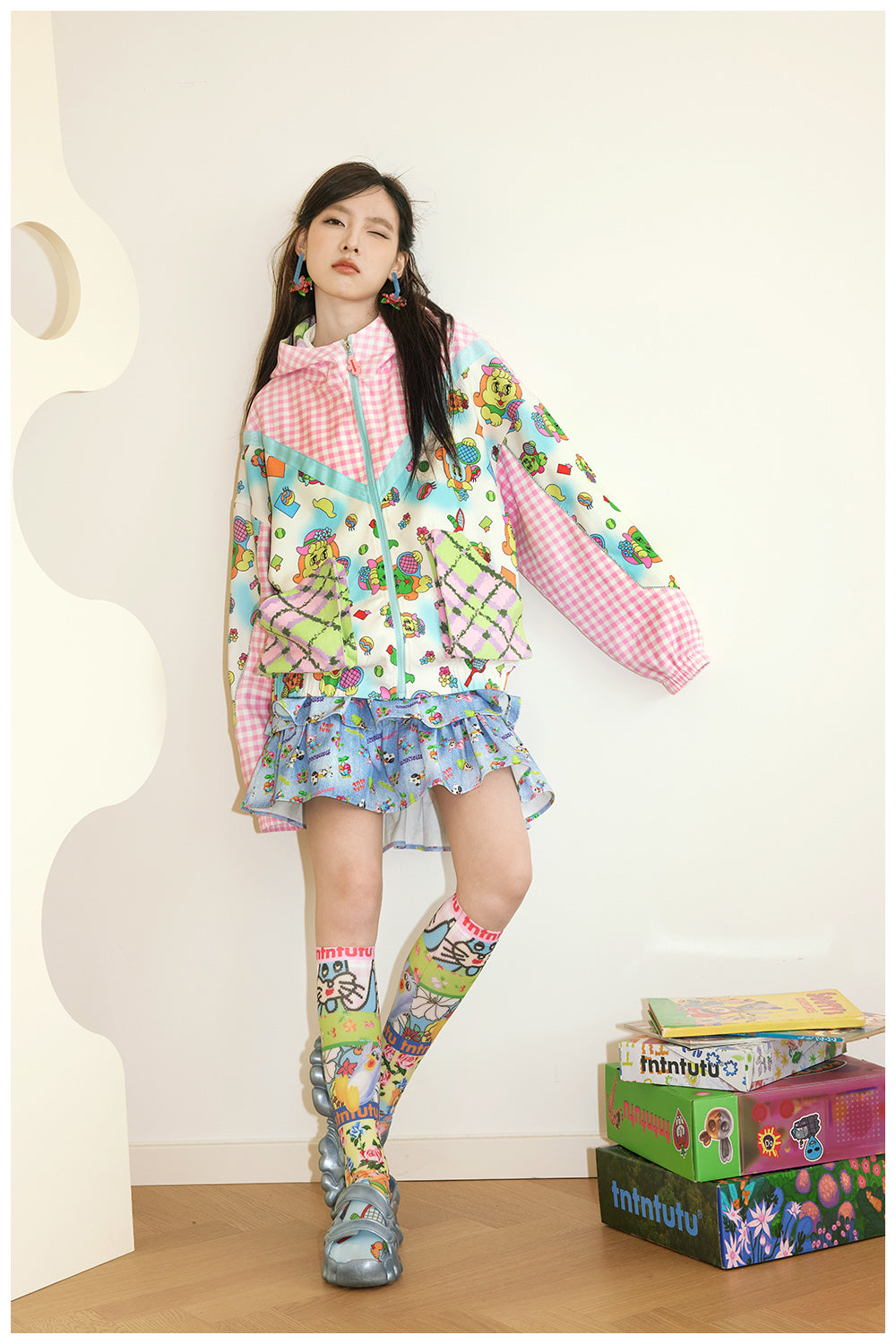 tntntutu Pink-Green Jacket | Floral Sporty Zip-Up | Patterned Animal W by Land Decora