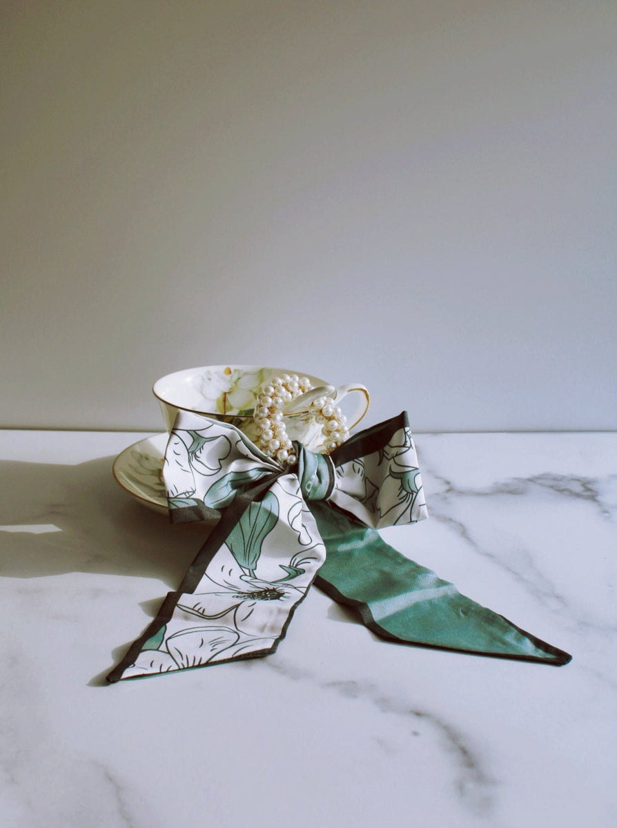 VICTORIA PEARL HAIR TIE WITH BOW - FINAL SALE by RAËLIV