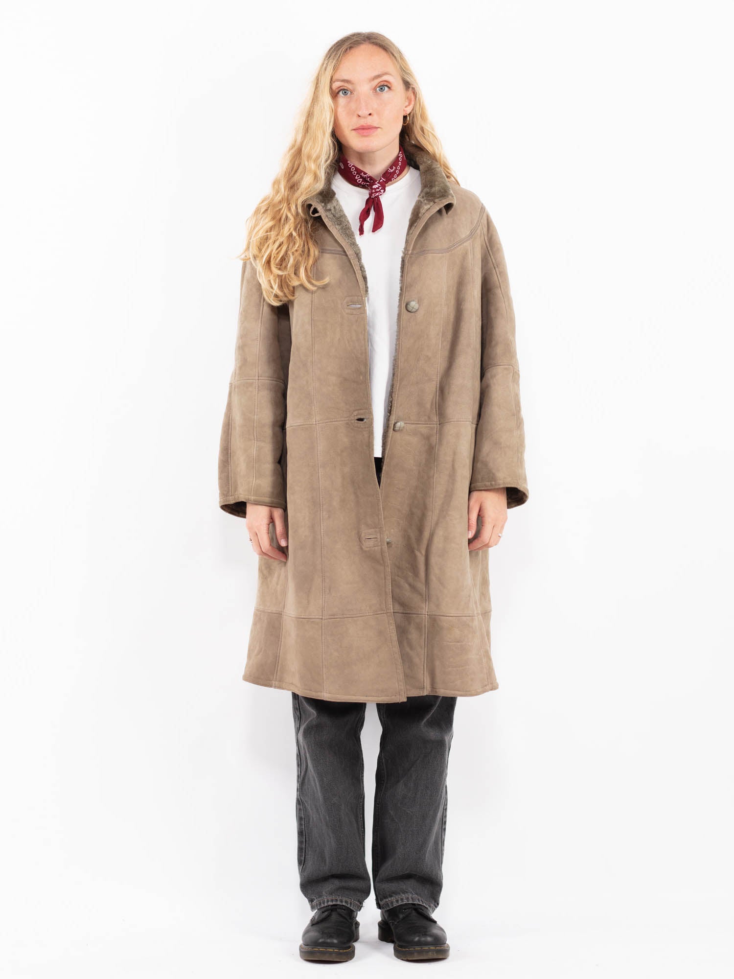 Vintage 90's Women Sheepskin Coat in Beige by Northern Grip
