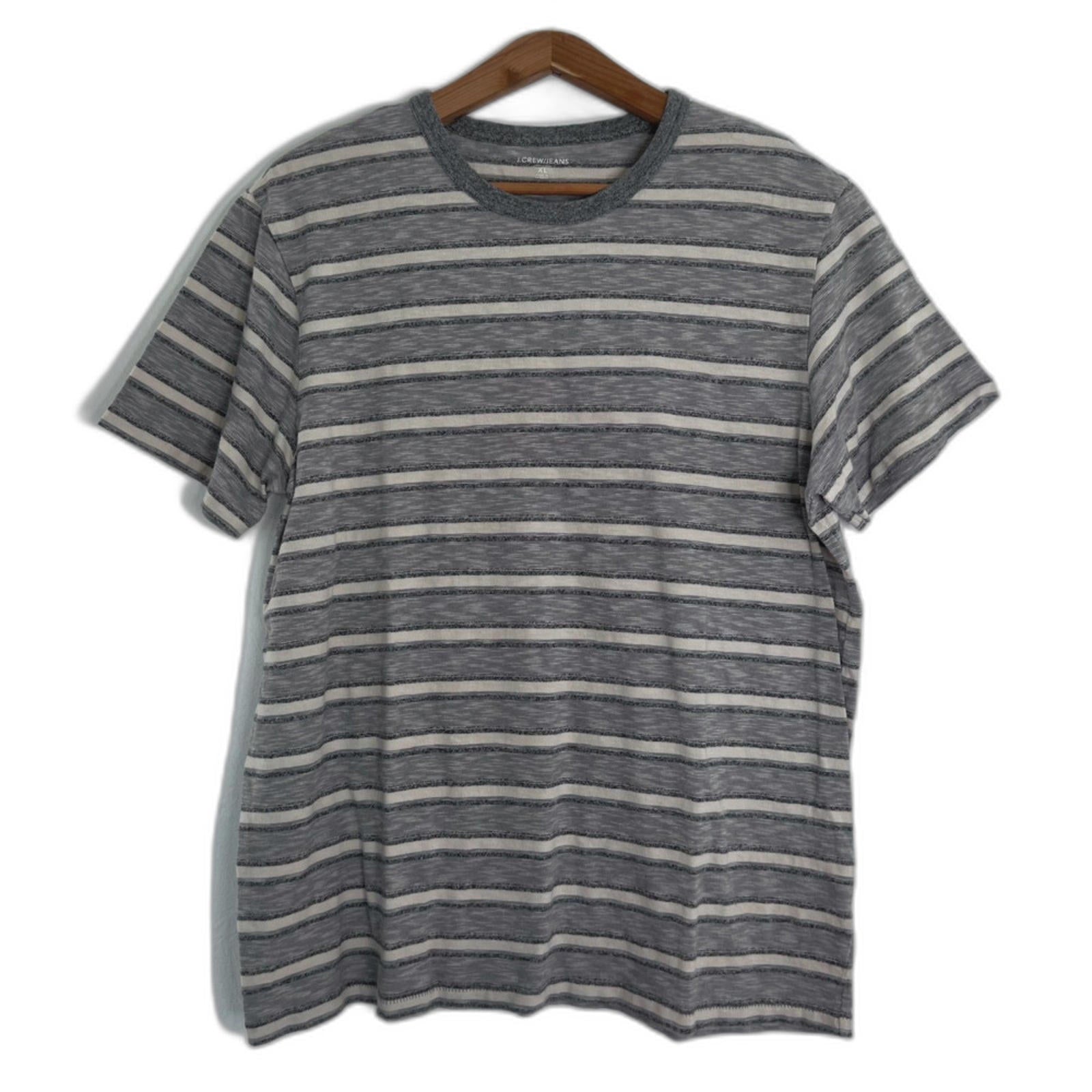 J. Crew Men's Grey Striped Crew Neck T Shirt Size XL by Hot Girl Secondhand