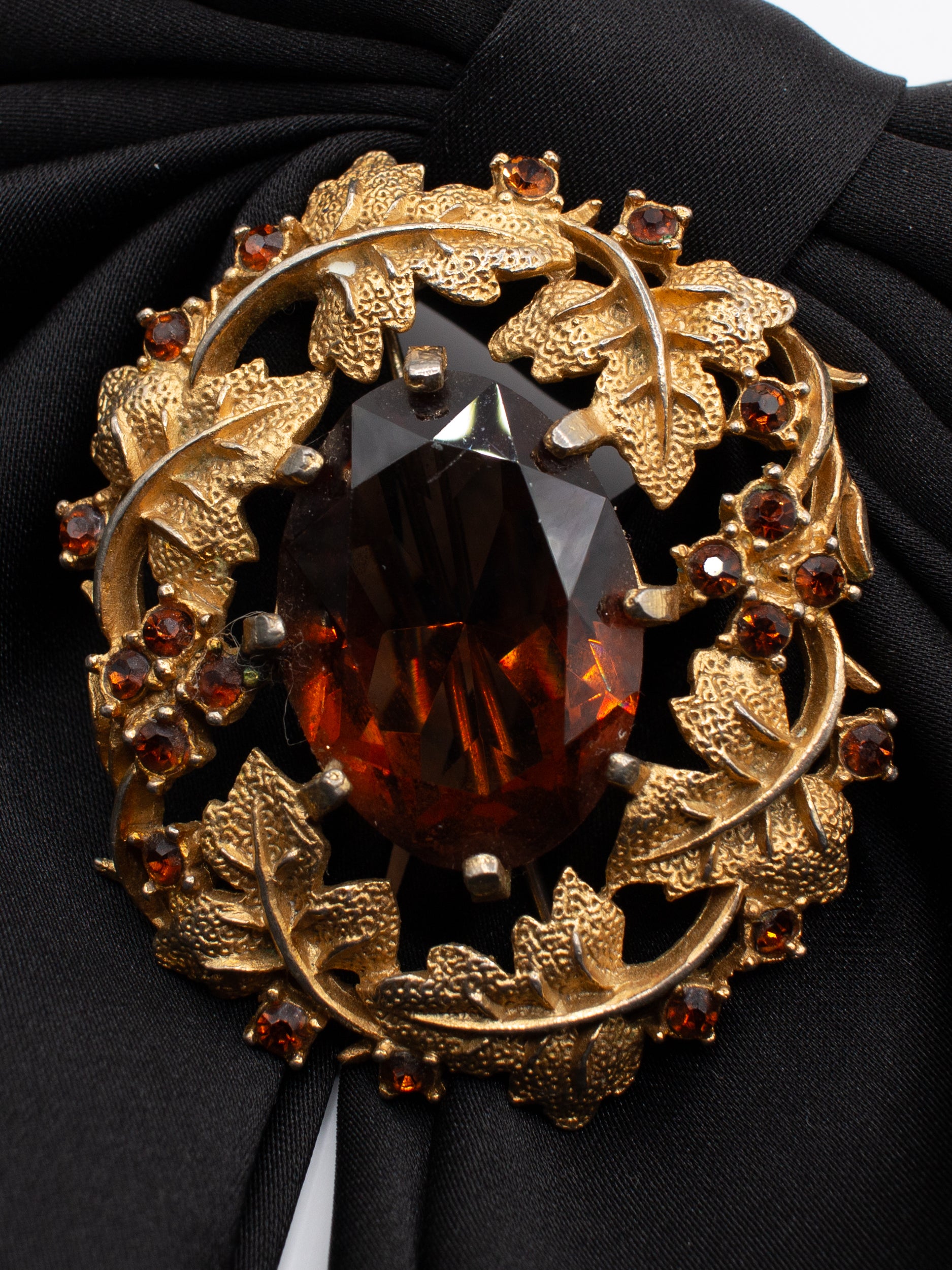 Vintage 50's Mode - ART Signed Brooch by Northern Grip