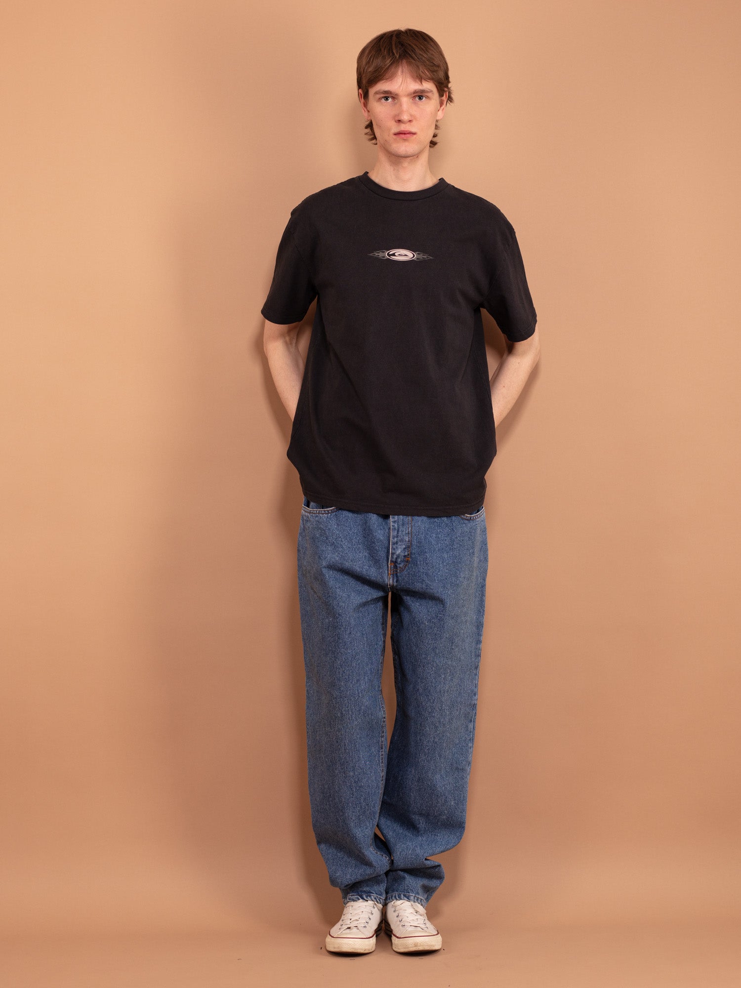 Vintage 00's Men Quiksilver T-shirt by Northern Grip