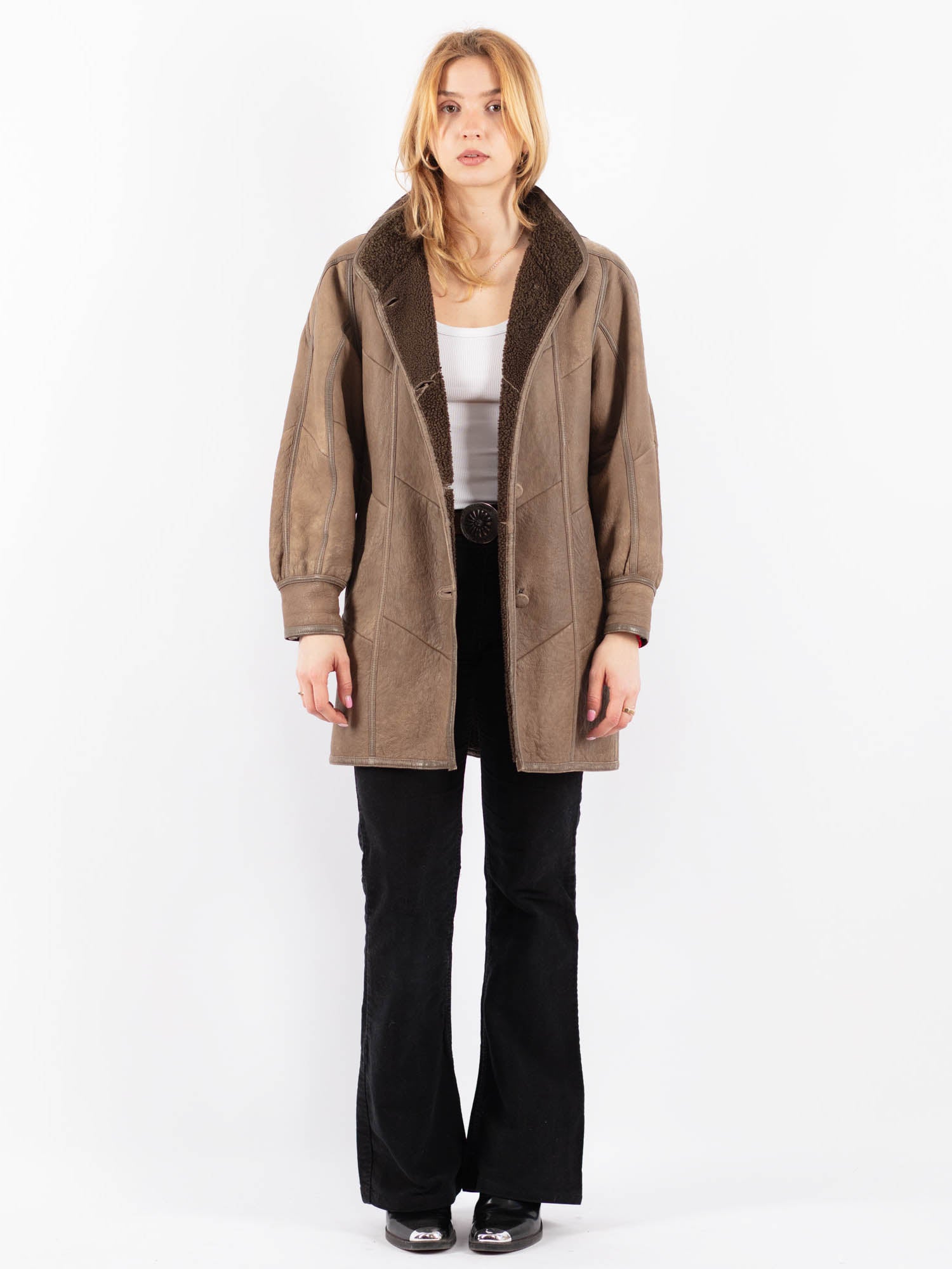 Vintage 90's Women Sheepskin Coat in Beige by Northern Grip