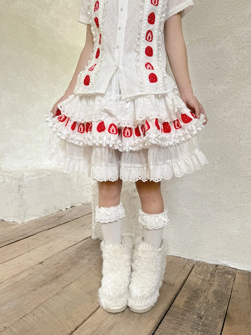 Kawaii Strawberry Cake Mini Skirt - Daytoday Everyday Institute by Land Decora