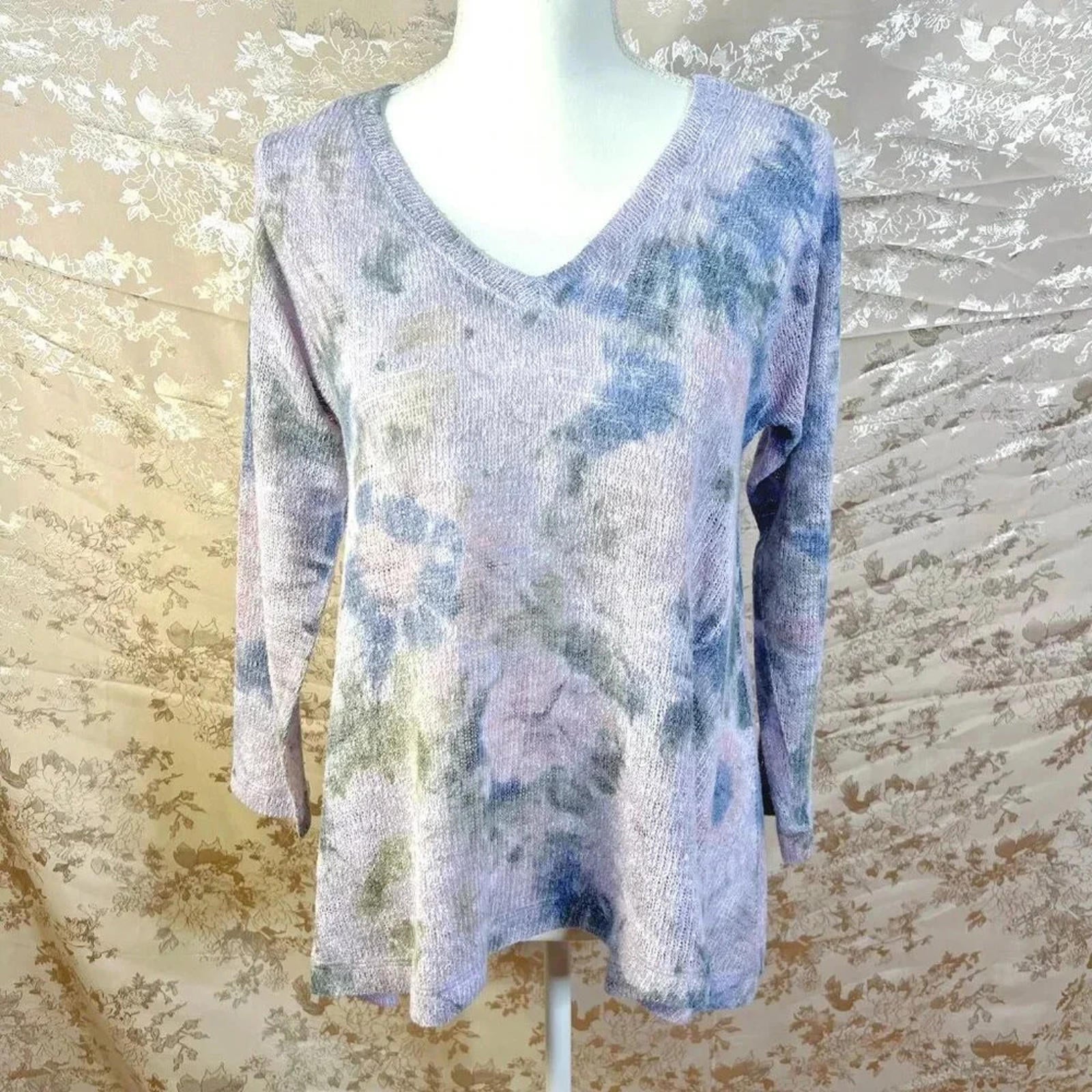 Nally & Millie Purple Floral Watercolor Knit Sweater Women's Size M by Hot Girl Secondhand
