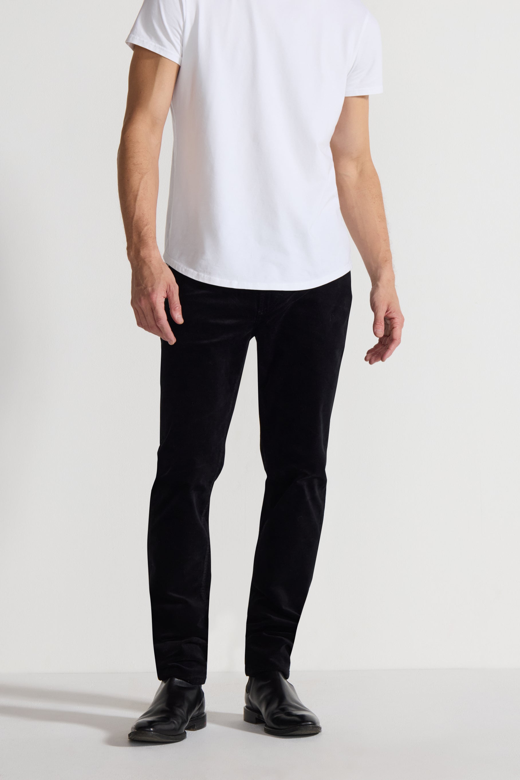 Brando Velvet Noir Stretch Slim Jean