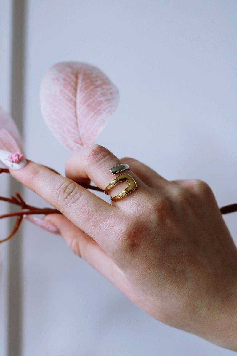 THAYA RING (WATERPROOF & 18K GOLD & WHITE GOLD PLATED) by RAËLIV