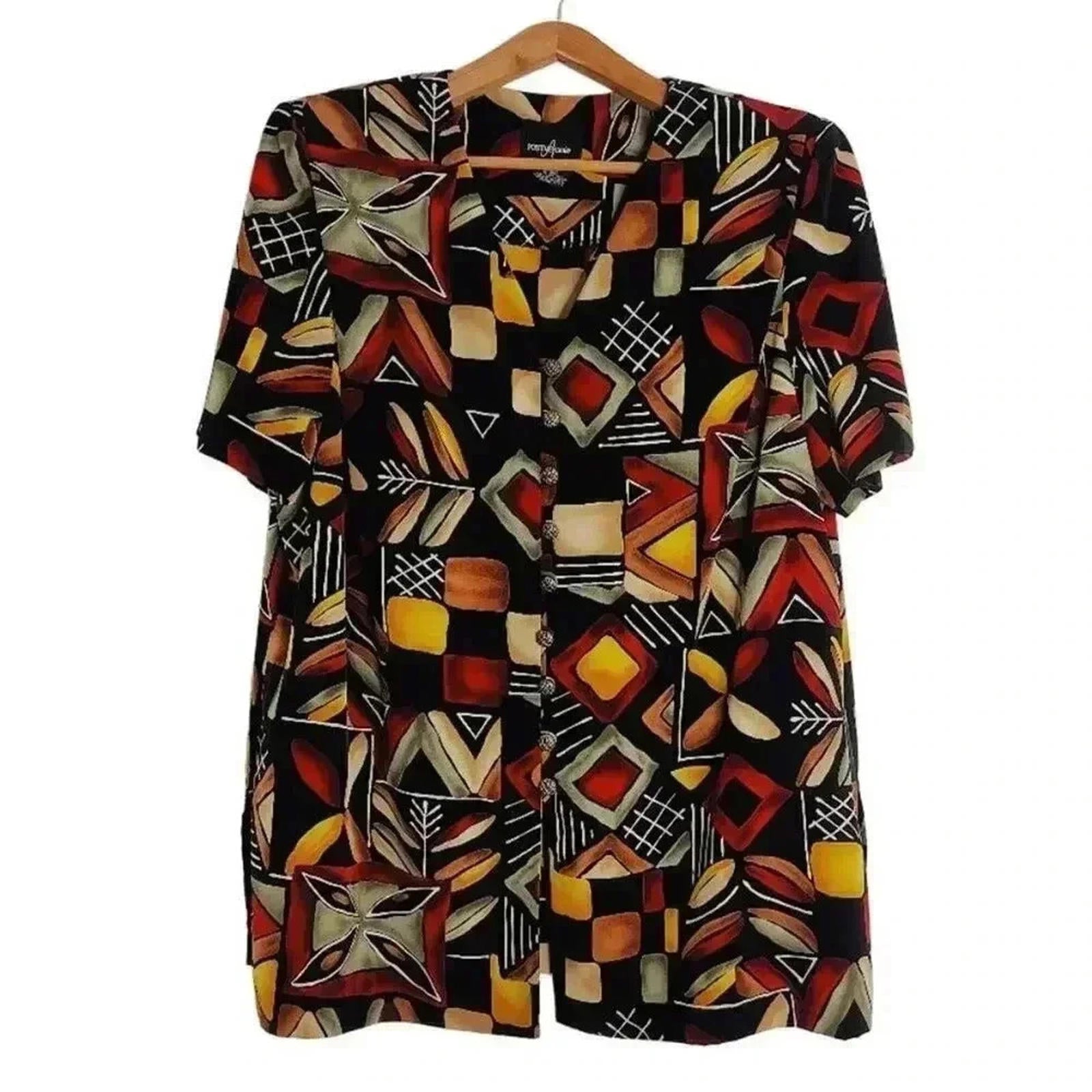 Vintage 80s Positive Attitude Geometric Print Short Sleeved Button Up by Hot Girl Secondhand