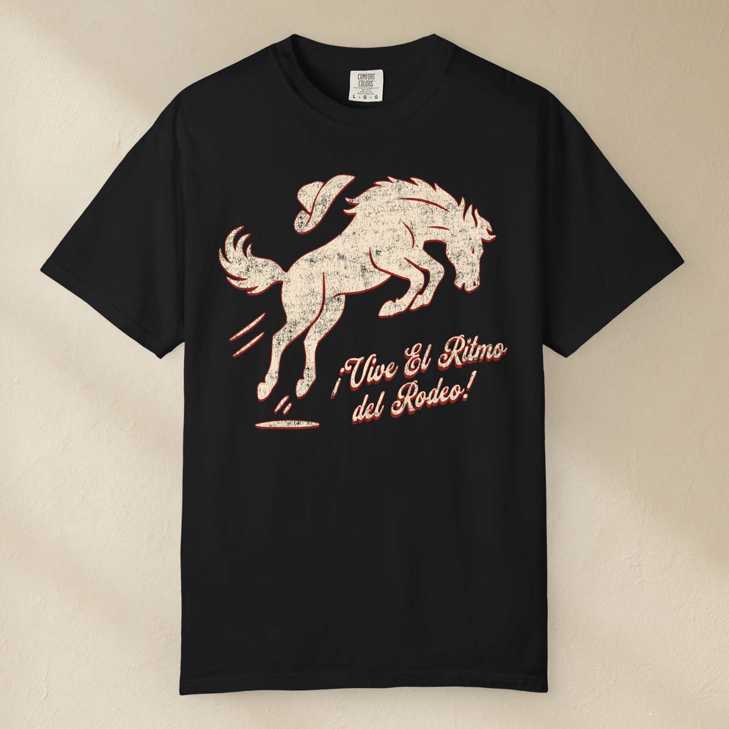 Vive El Ritmo del Rodeo Spanish Rodeo Graphic Tee – Western Cowboy T-Shirt by DILLO Outfitters