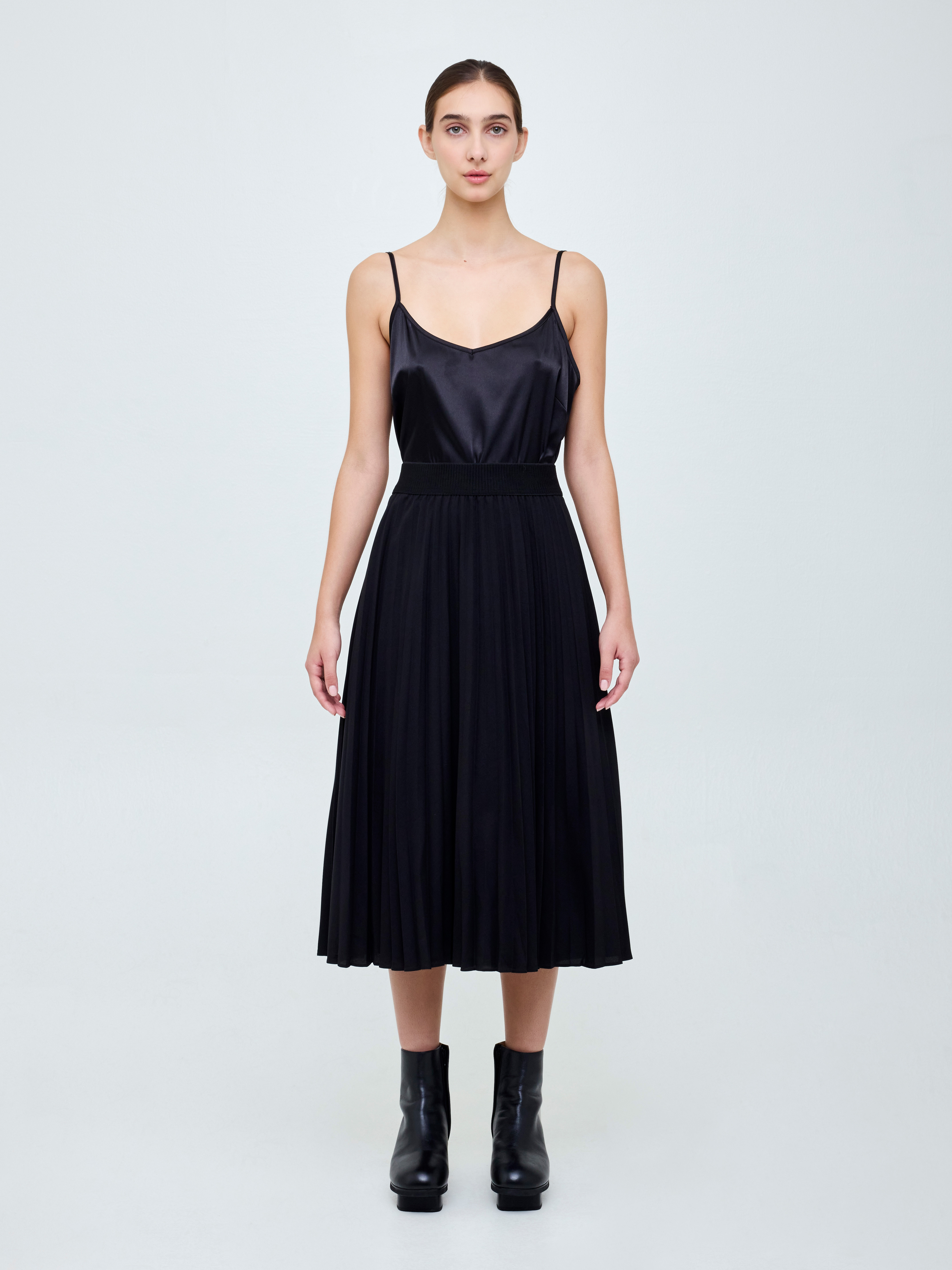 Pleated Skirt by ASATO