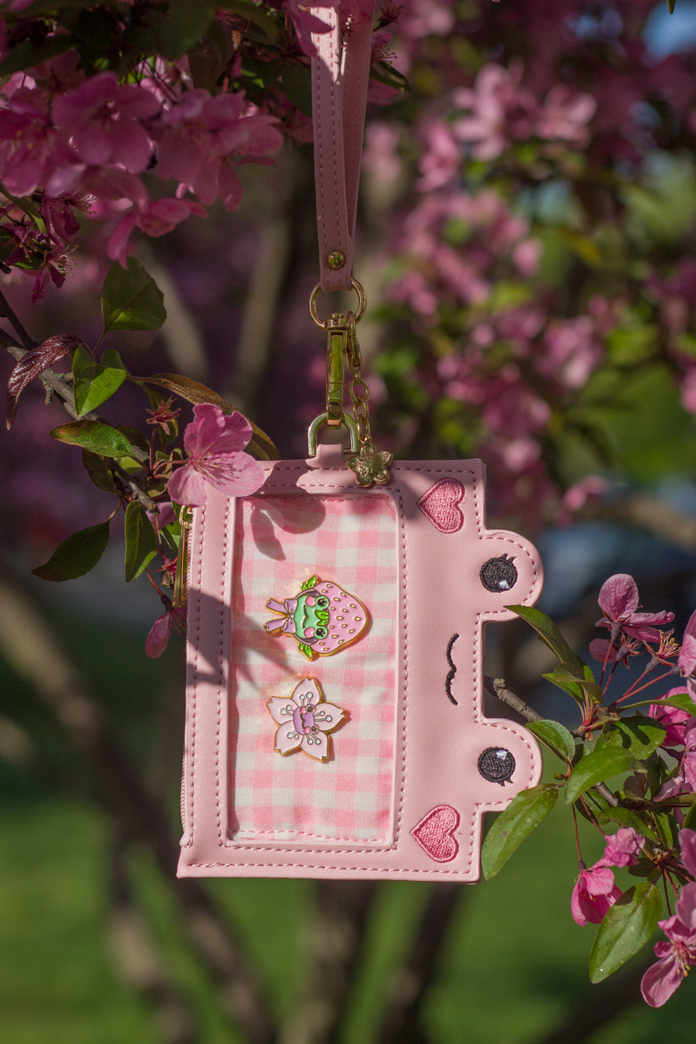 Sakura Frog Cardholder by Miss Candyholic