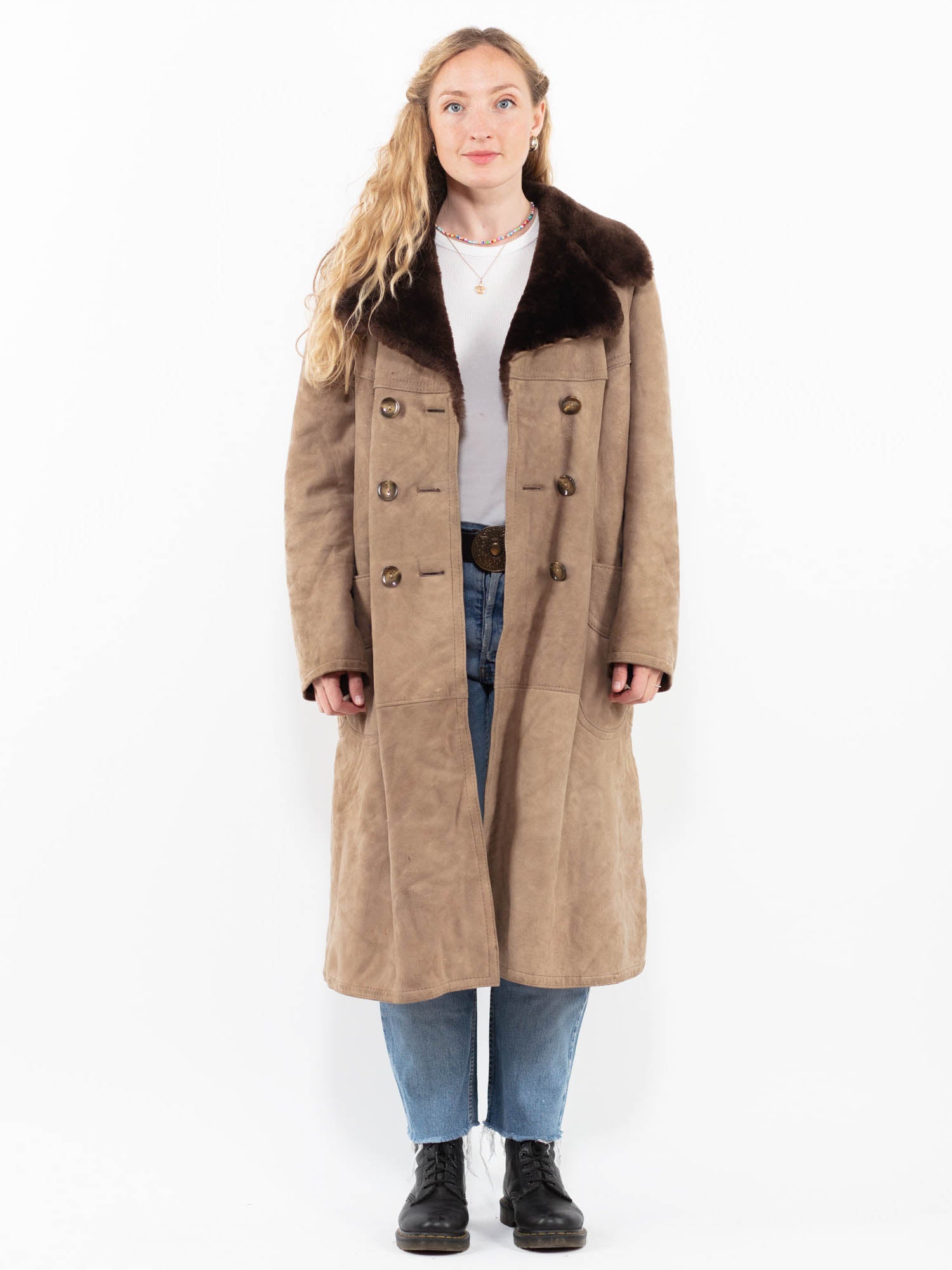 Vintage 70's Women Sheepskin Coat in Beige by Northern Grip