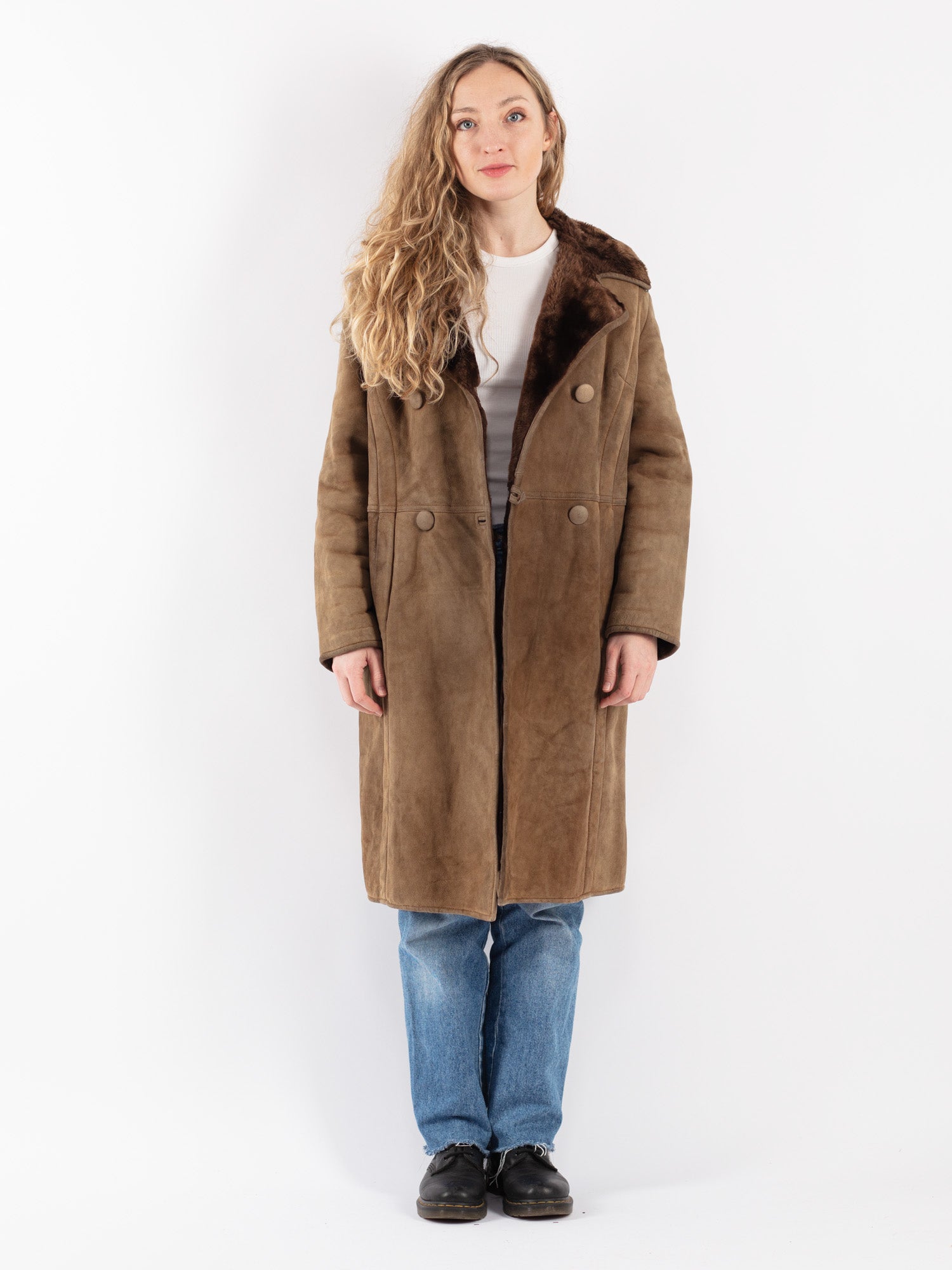Vintage 90's Women Sheepskin Coat in Beige by Northern Grip