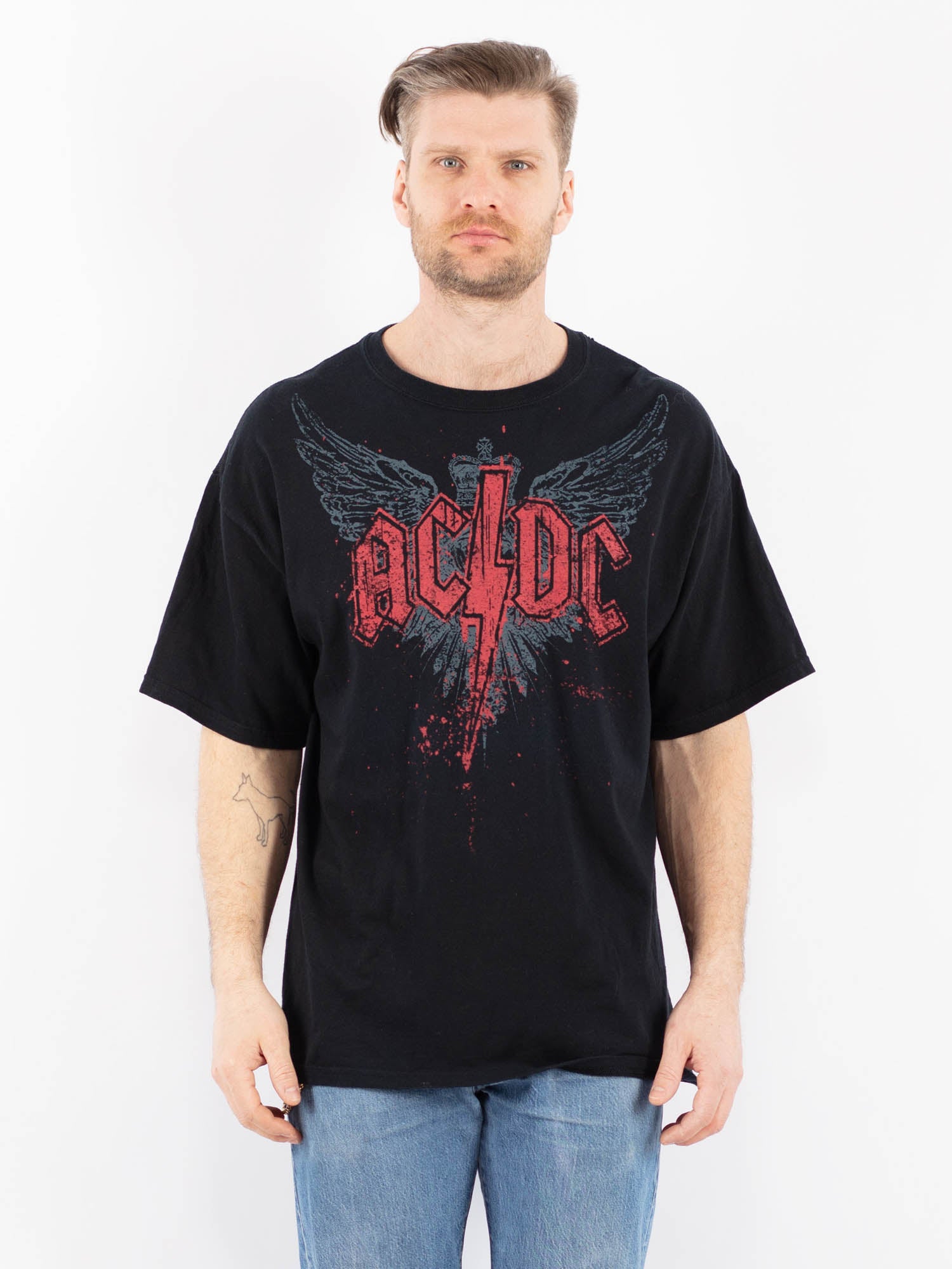 Vintage 00's Men AC/DC Print T-Shirt in Black by Northern Grip