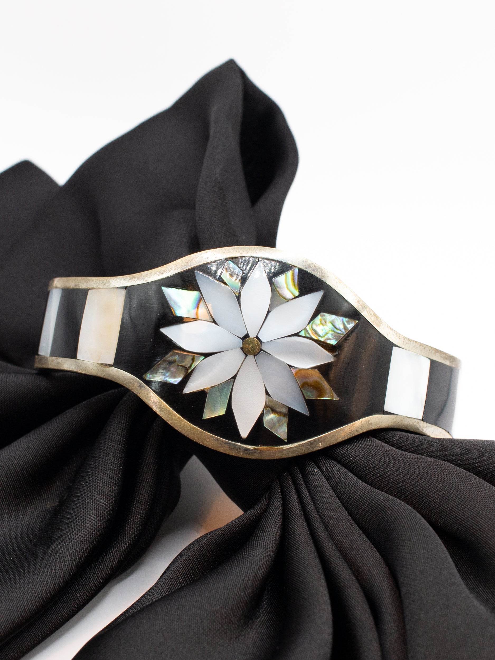 Vintage 80's Alpaca Mexico Flower Cuff Bracelet by Northern Grip